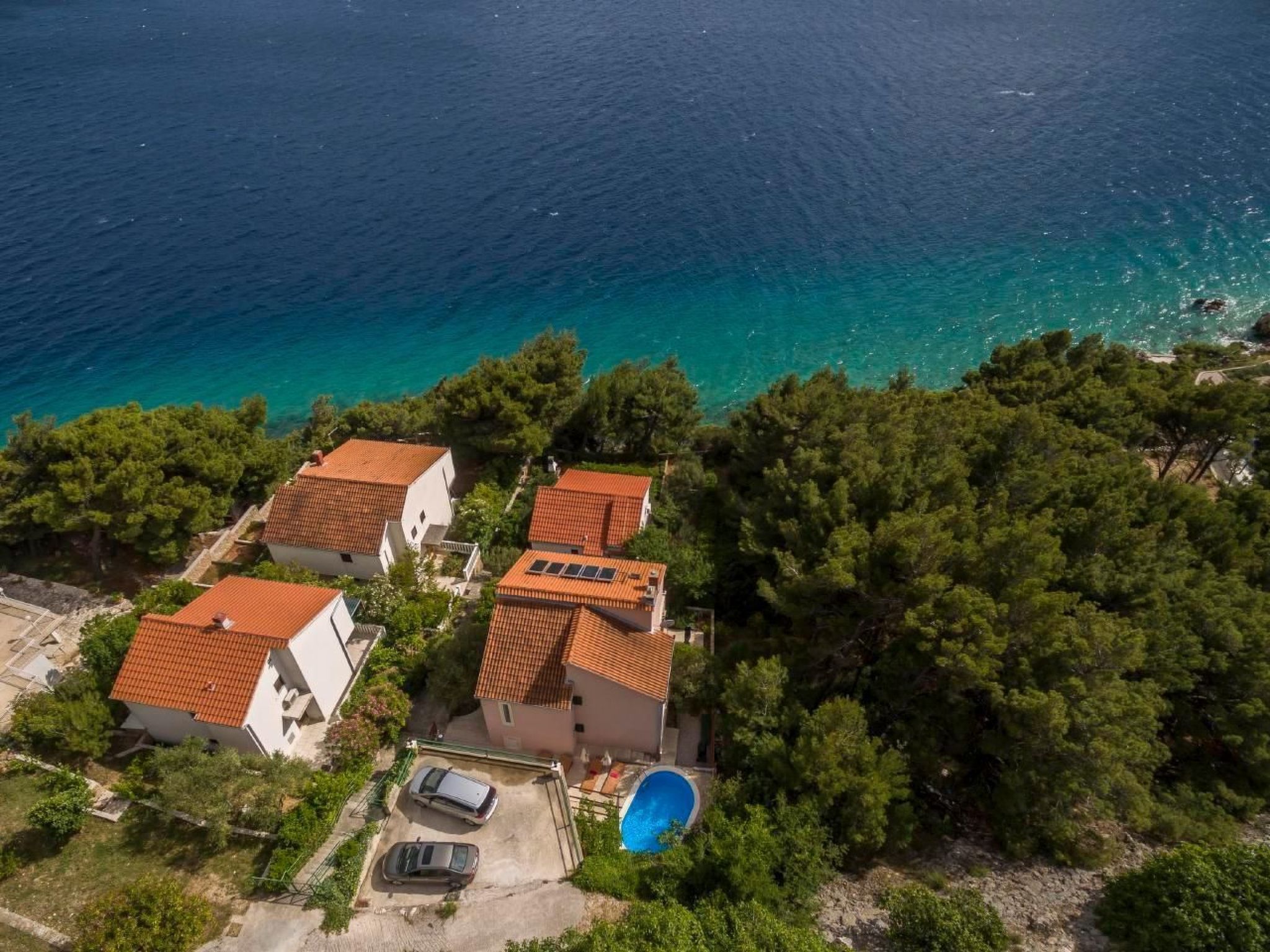 Charmantes Ferienhaus in Medići mit Privatem Pool-Dedans