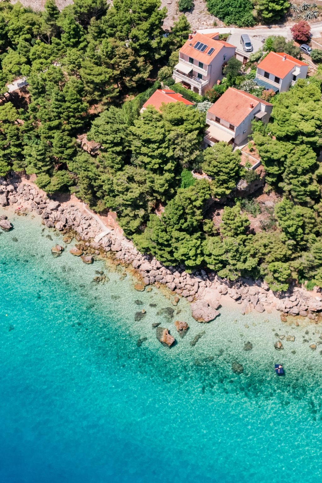 Charmantes Ferienhaus in Medići mit Privatem Pool-Dedans