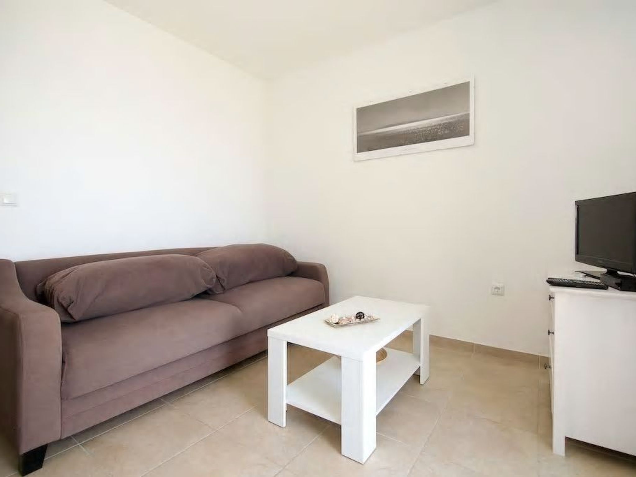 Appartement mit Blick auf das Wasser-Image-tags.info