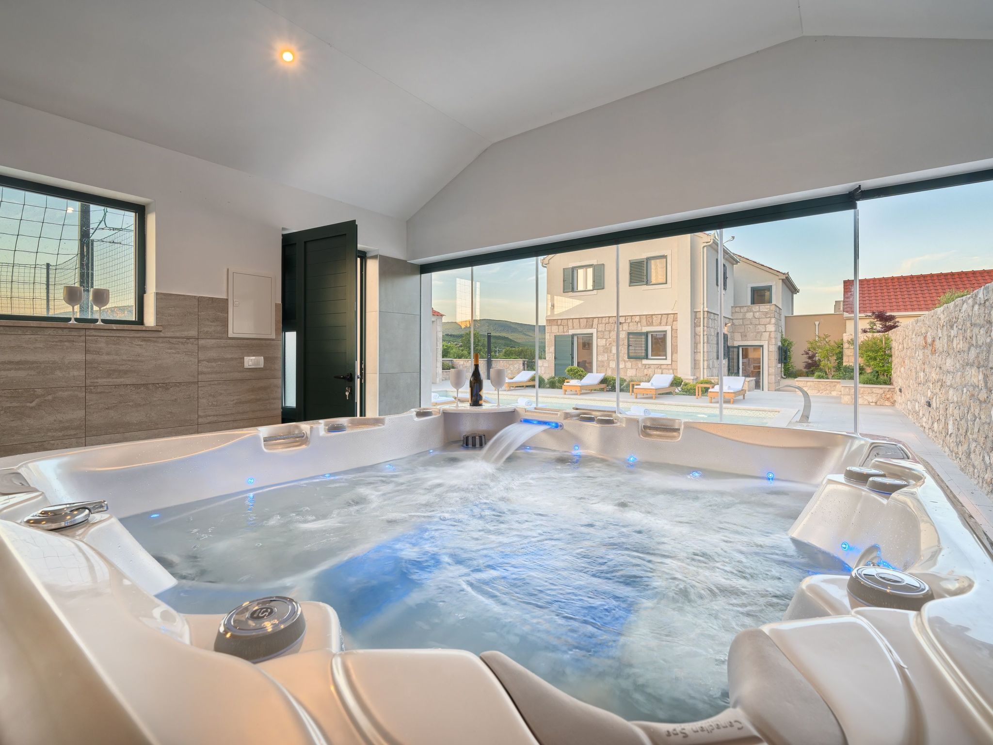 Ferienvilla "Lovorika"-Dedans