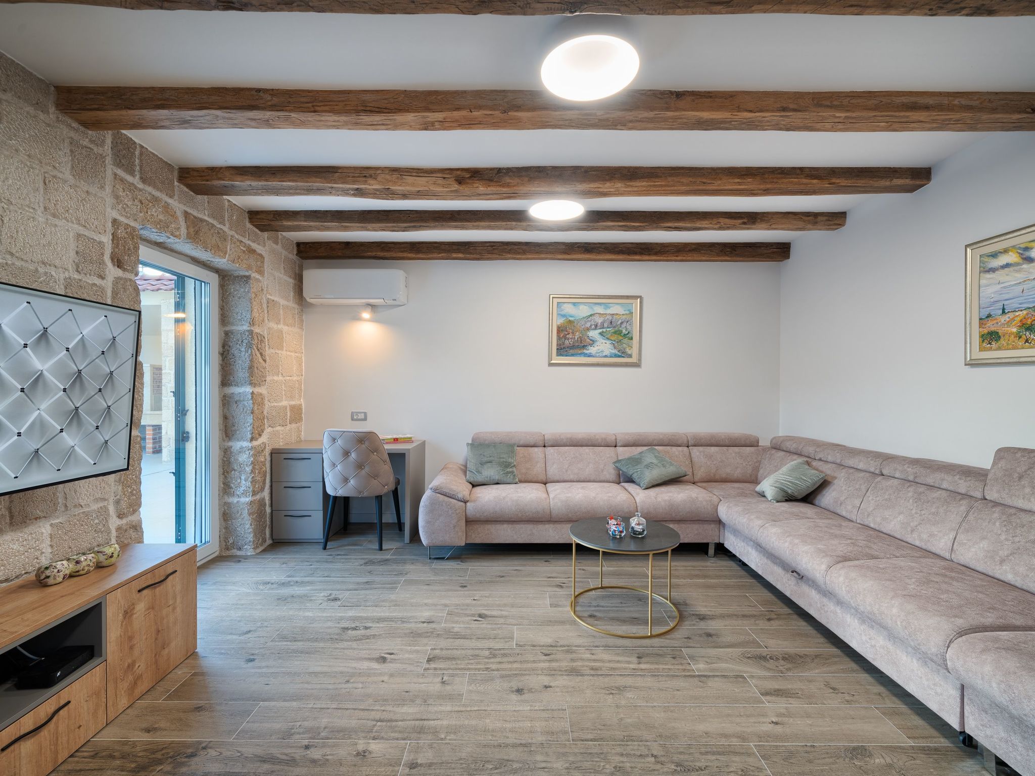 Ferienvilla "Lovorika"-Dedans