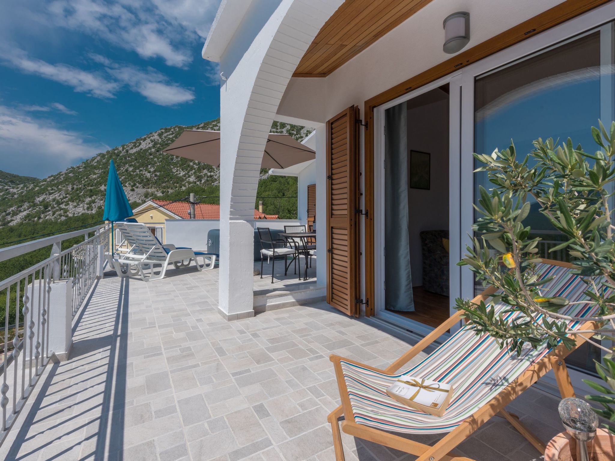 In Gornja Brela mit Sonnenterrasse und Panoramablick-Image-tags.info
