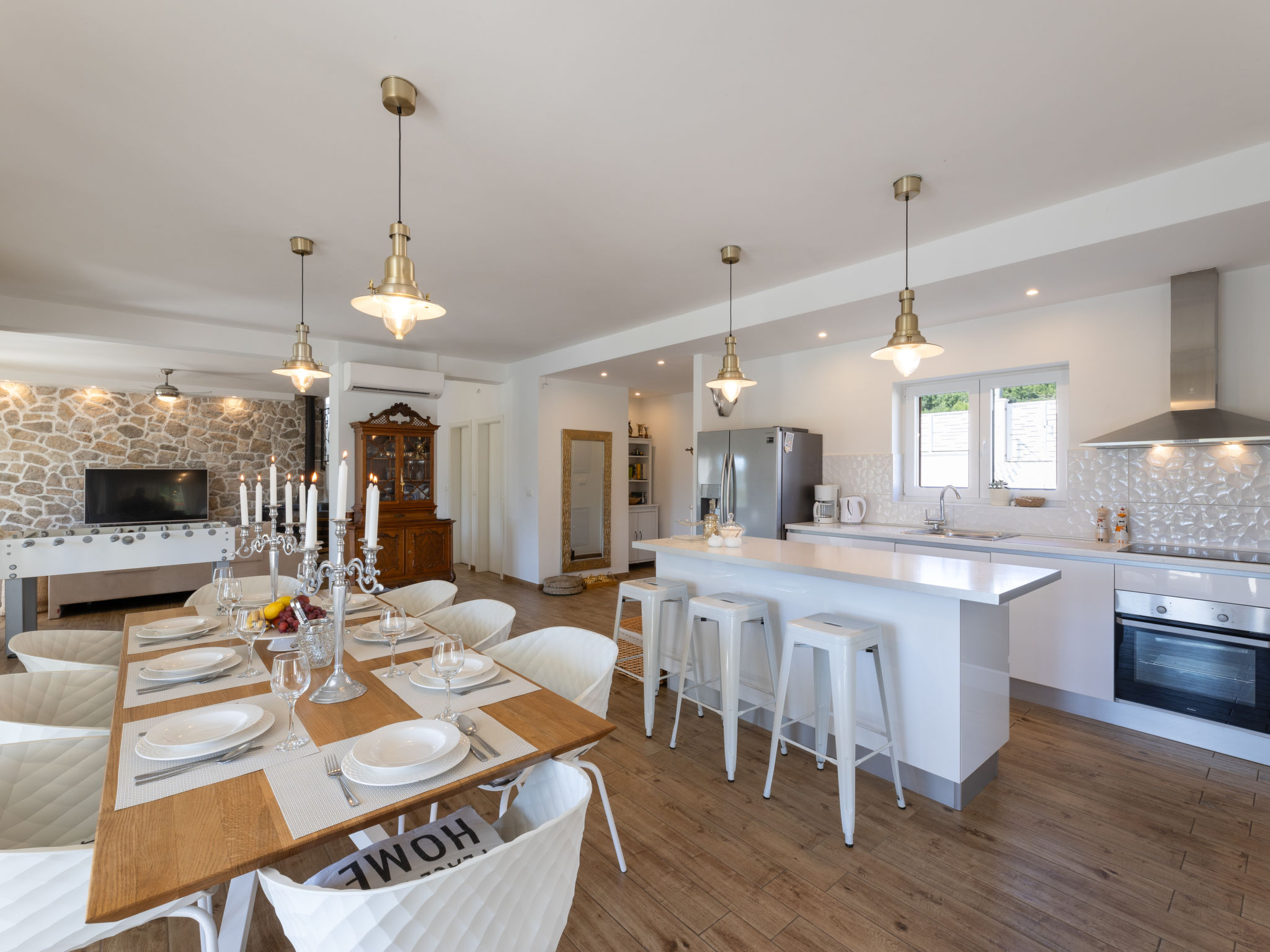 Kitchen / Dining Room