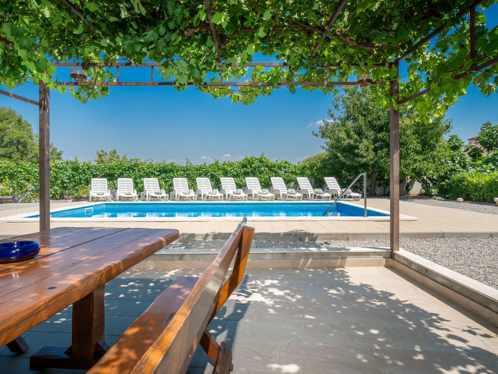 Schöne Villa in einem friedlichen und ruhigen Dorf-Drinnen