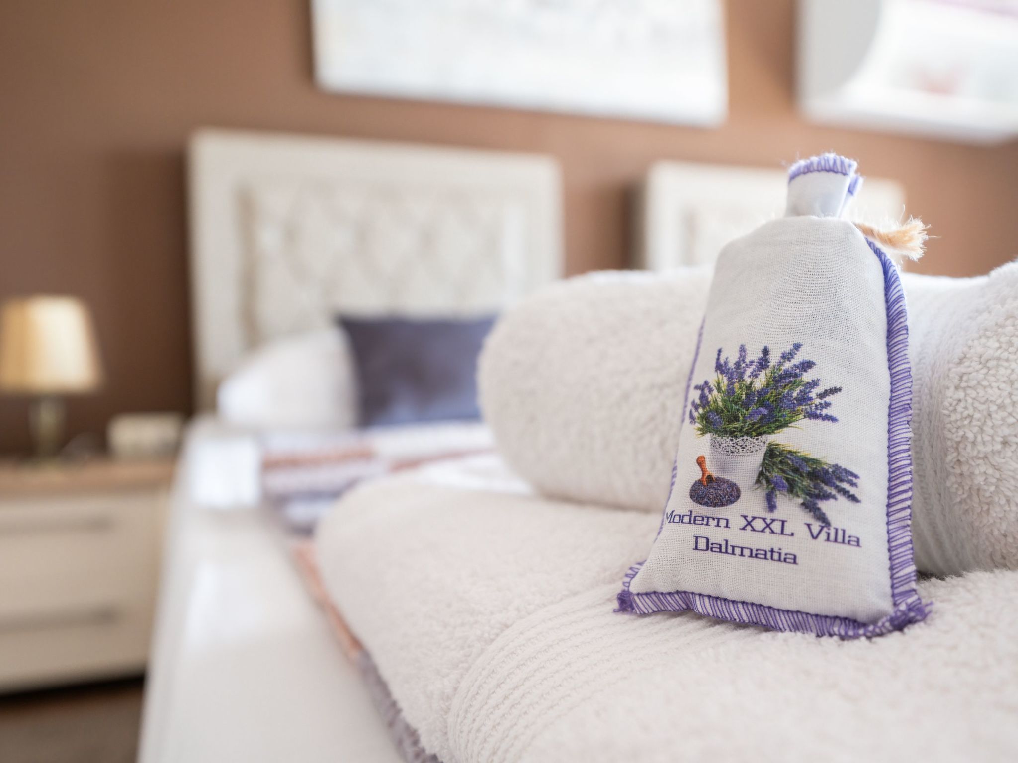 Schöne Villa in einem friedlichen und ruhigen Dorf-Drinnen