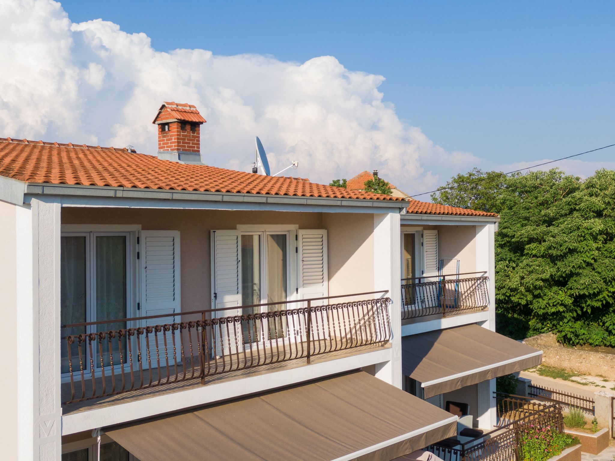 Schöne Villa in einem friedlichen und ruhigen Dorf-Drinnen