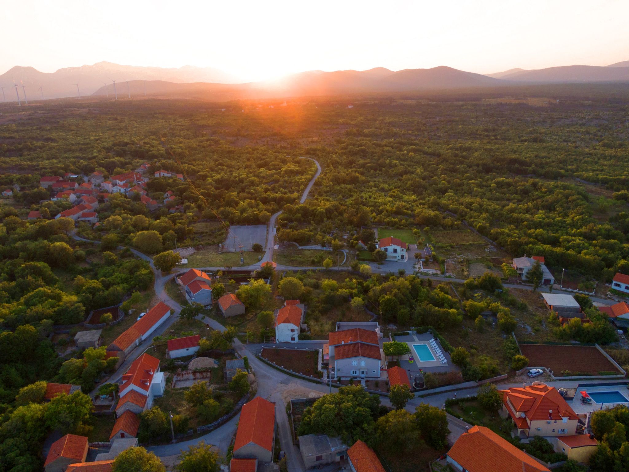 Schöne Villa in einem friedlichen und ruhigen Dorf-Drinnen