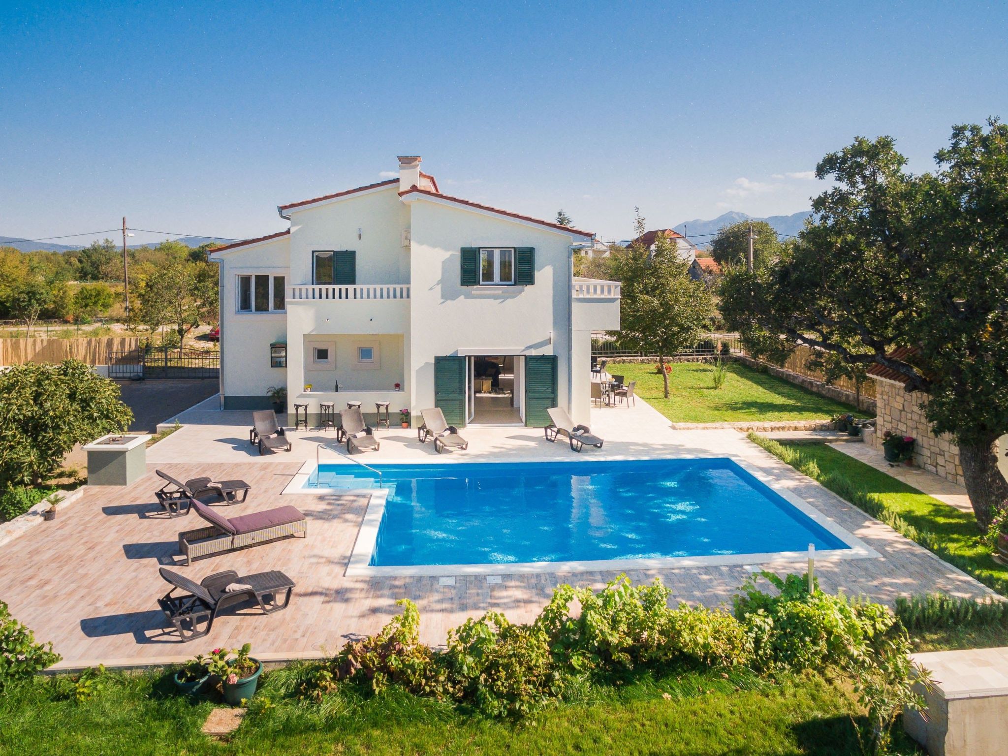 Vakantiehuis met privé zwembad in Katuni (Kroatië) voor 7 personen