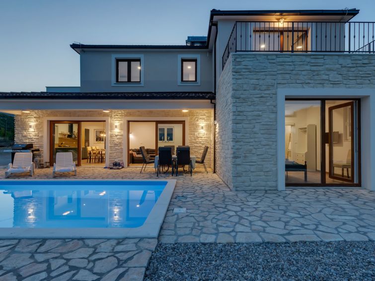 Alleinstehende Villa Slime Mit Pool Und Garten - Mimice
