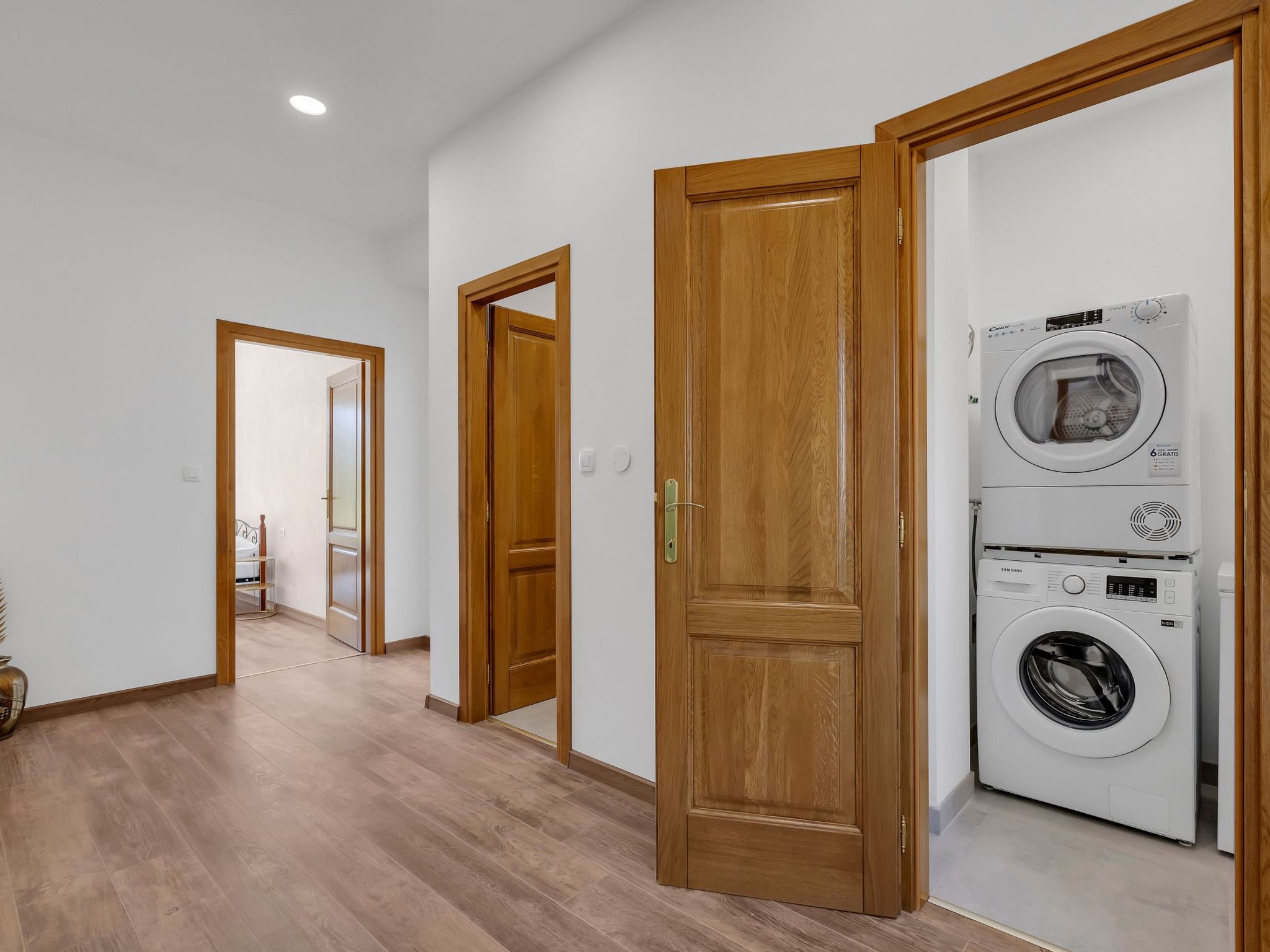 Alleinstehende Villa Slime mit Pool und Garten-Binnen