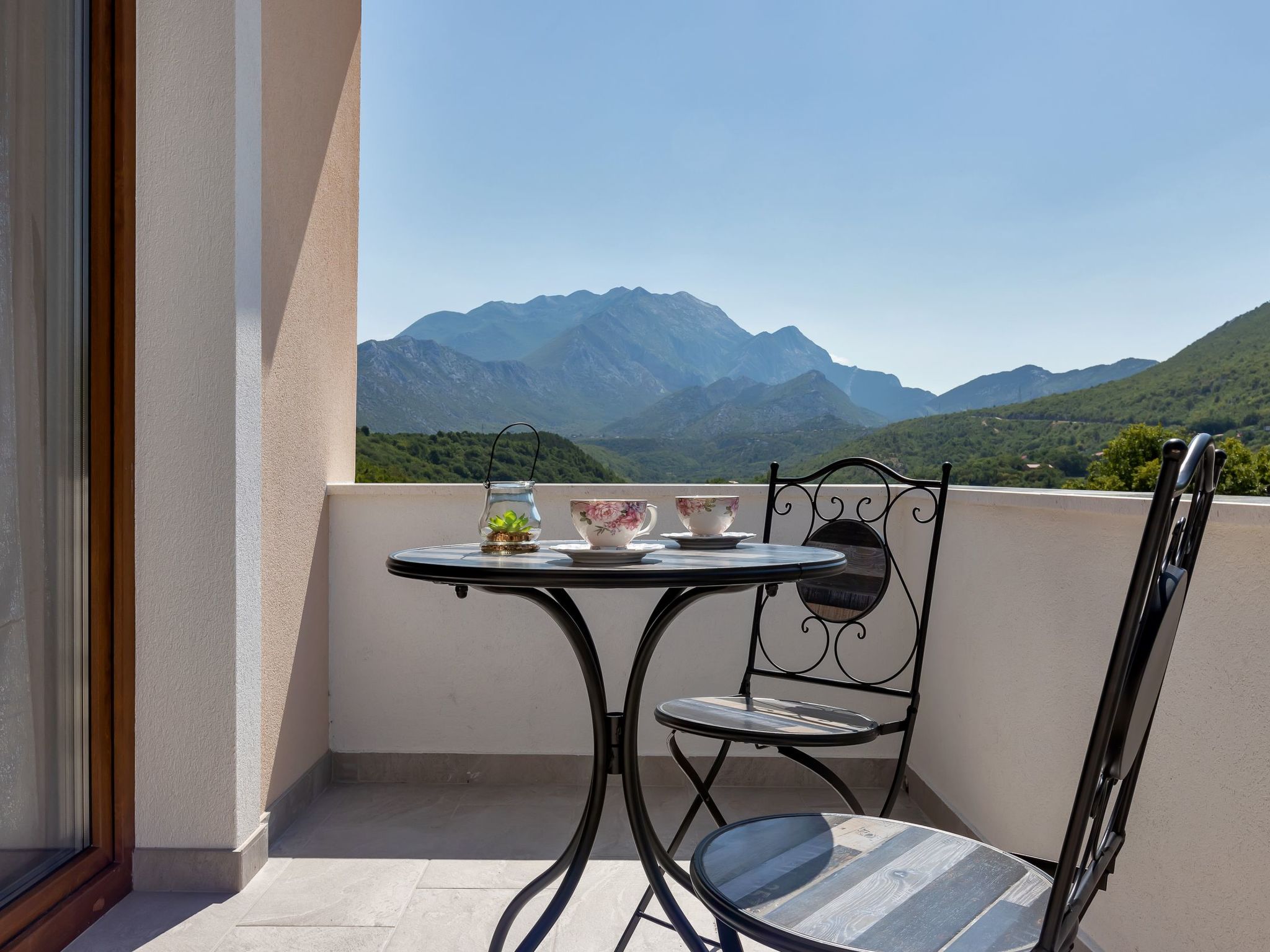 Alleinstehende Villa Slime mit Pool und Garten-Binnen