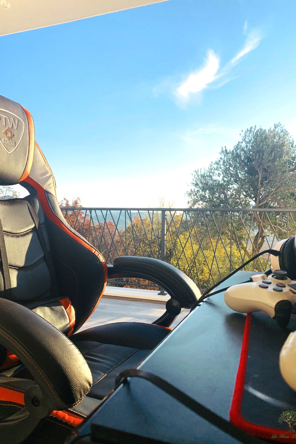 La Finca OliveTree-Binnen