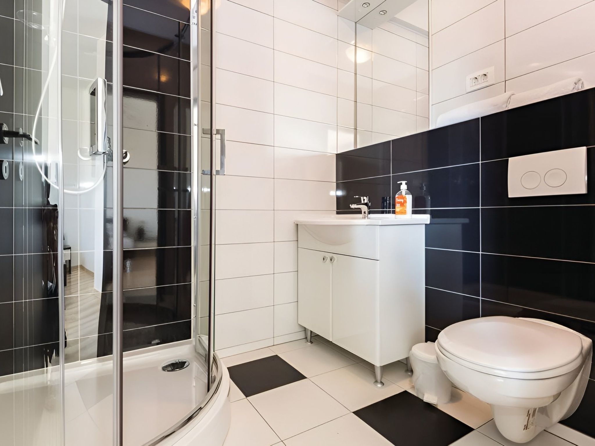 Villa Ivy mit perfekter Privatsphäre, Pool, Sauna-Dedans