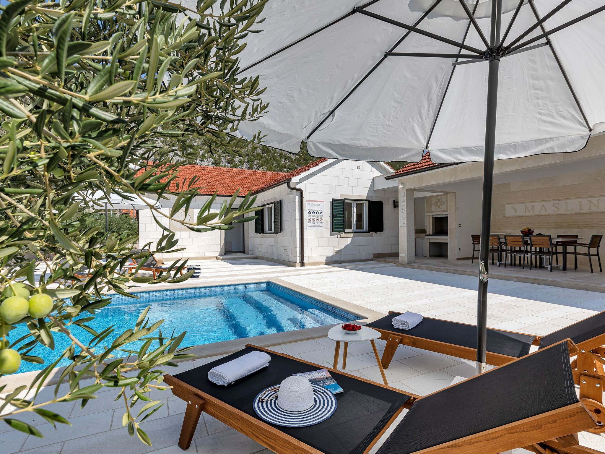 Villa Maslina - Ferienanlage Moja Stina-Dedans