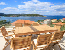 Vrijstaande villa Jakša met verwarmd zwembad, 200m van zee in Nečujam, Šolta - thumbnail 4
