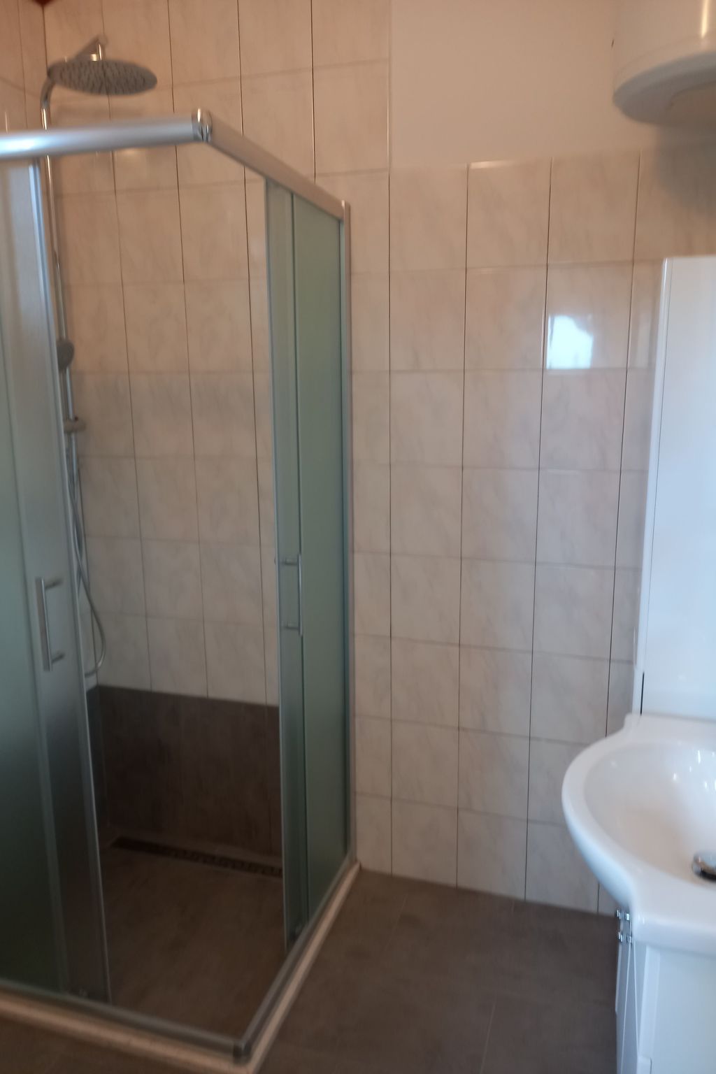 "Mirta" direkt am Strand-Drinnen