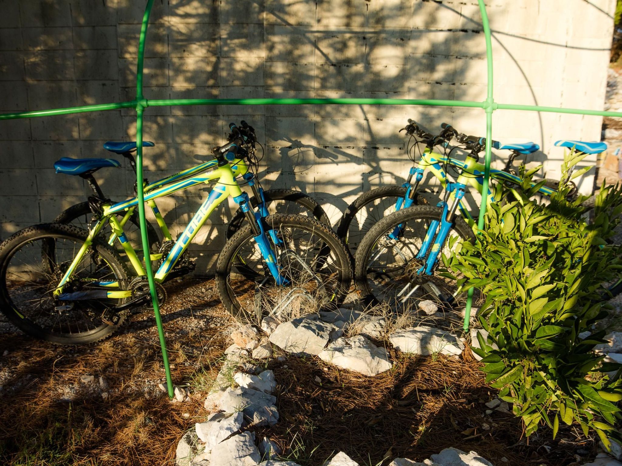 "Mirta" direkt am Strand-Drinnen