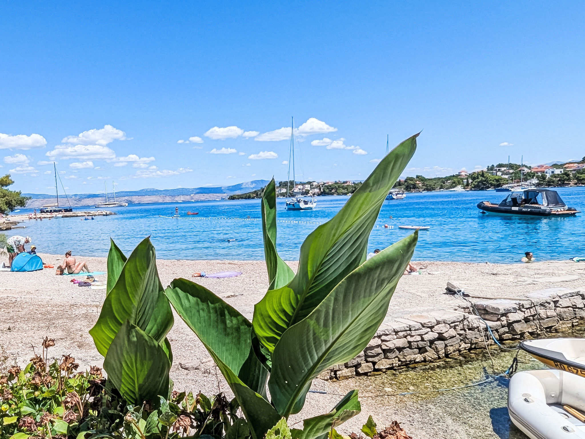 Apartment Bella mit Balkon und Terrasse in Necujam
