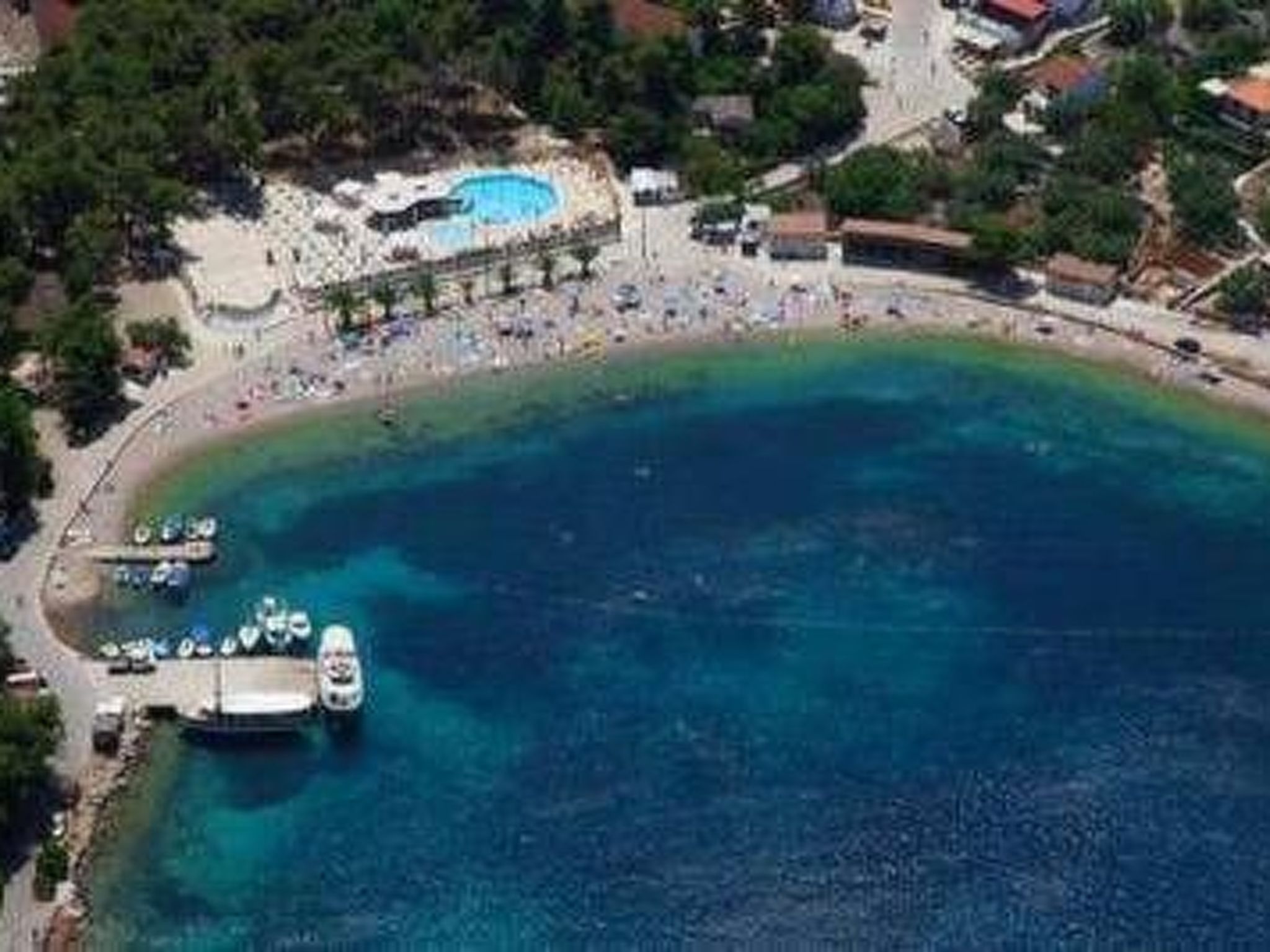 Apartment Bella mit Balkon und Terrasse in Necujam-Drinnen