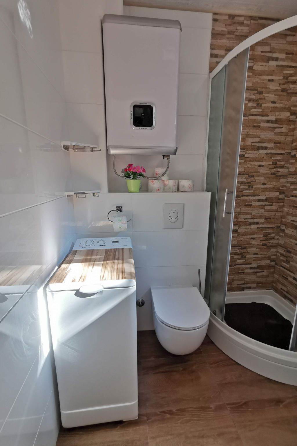 Apartment Bella mit Balkon und Terrasse in Necujam-Drinnen