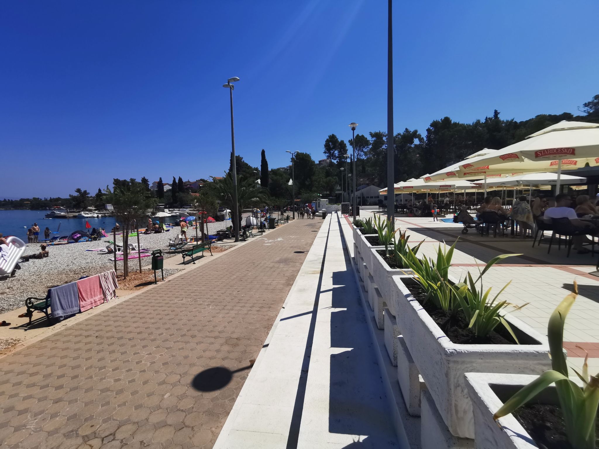 Apartment Bella mit Balkon und Terrasse in Necujam-Drinnen