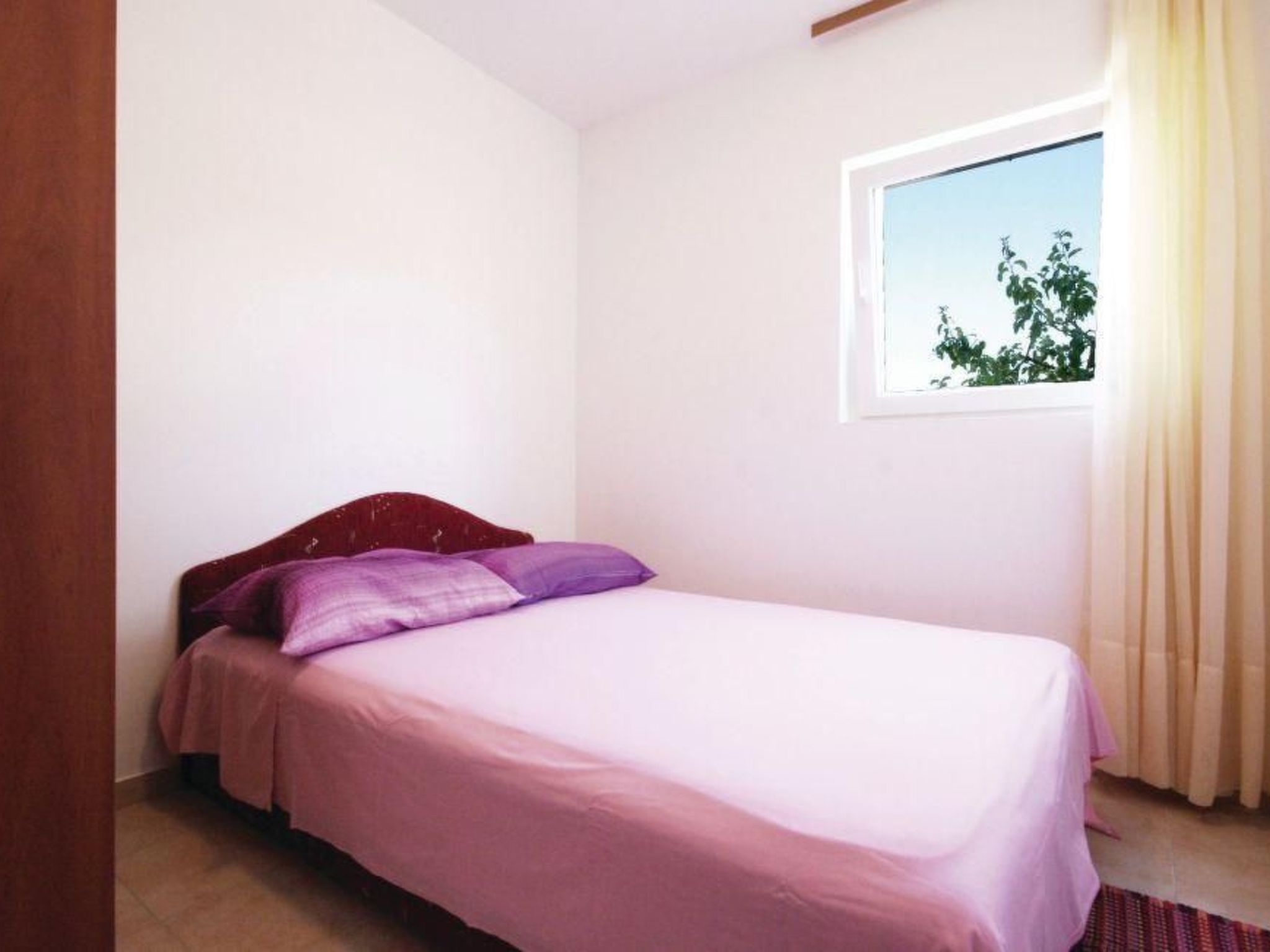 Geräumige Ferienvilla mit Pool und Meerblick-Dedans