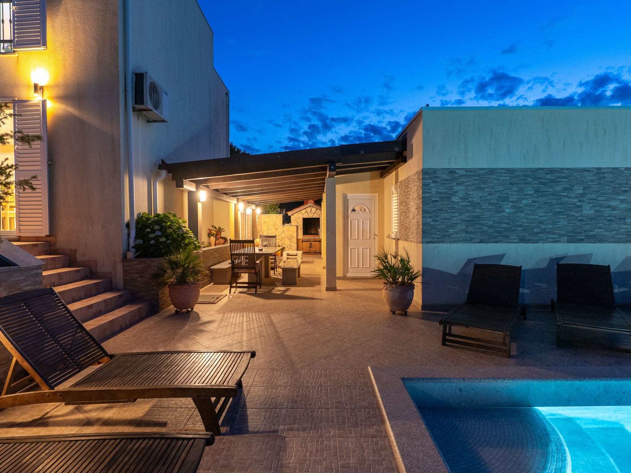 Vila Vita - 200m vom Strand mit beheiztem Pool-Image-tags.info