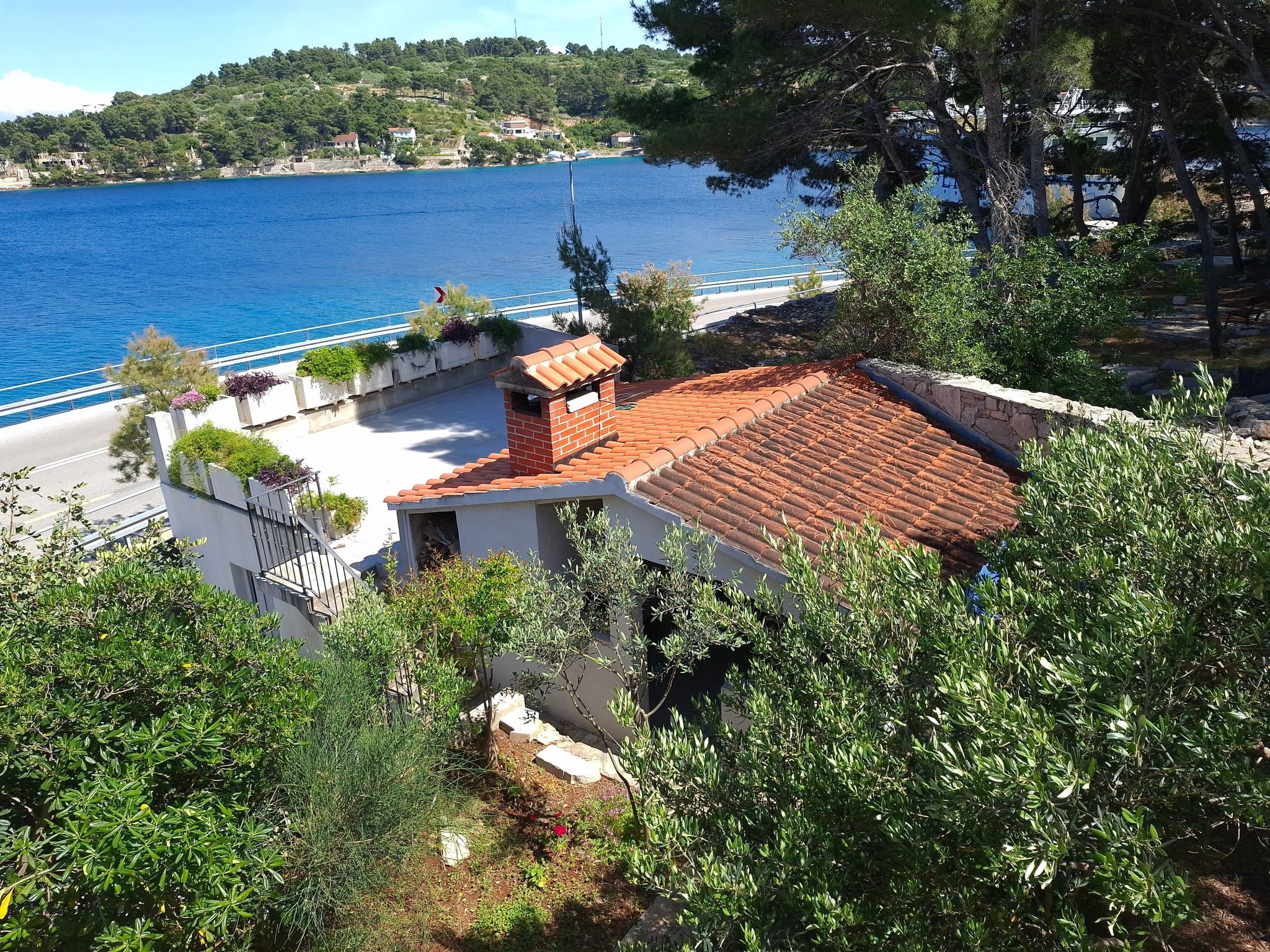 Mit beheiztem Außenpool-Dedans