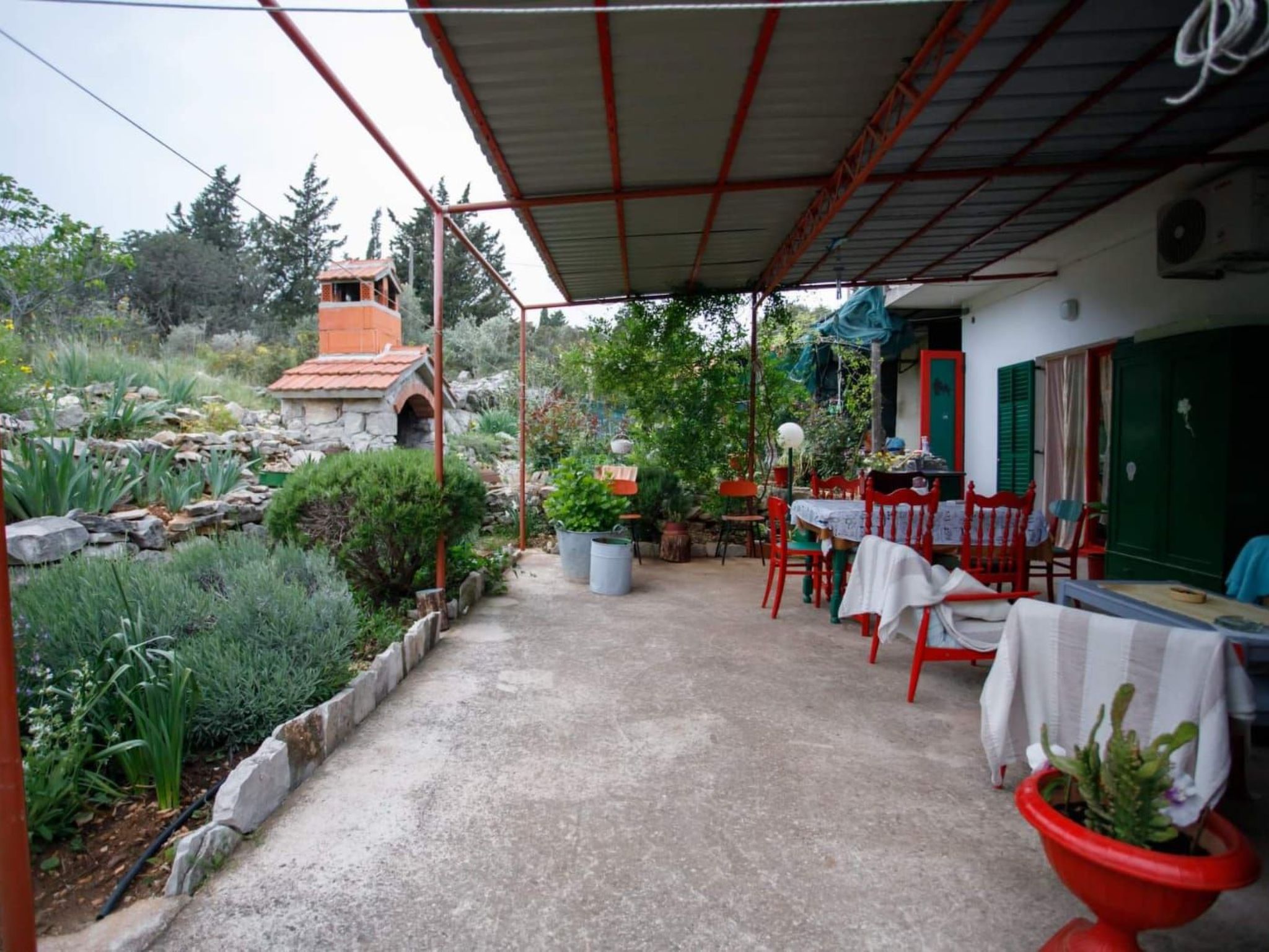 Charmante Ferienwohnung Fana-Dedans