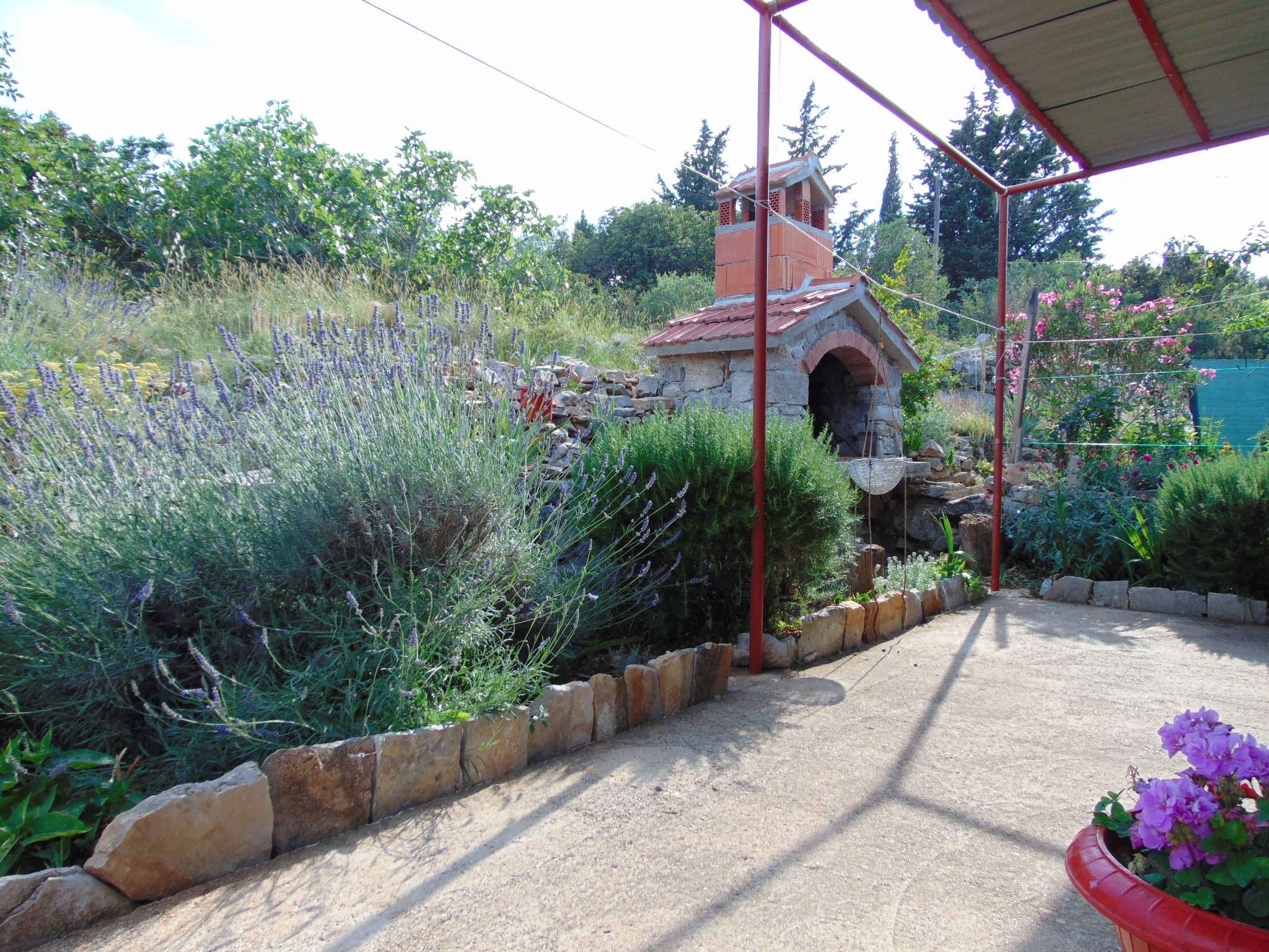 Charmante Ferienwohnung Fana-Dedans