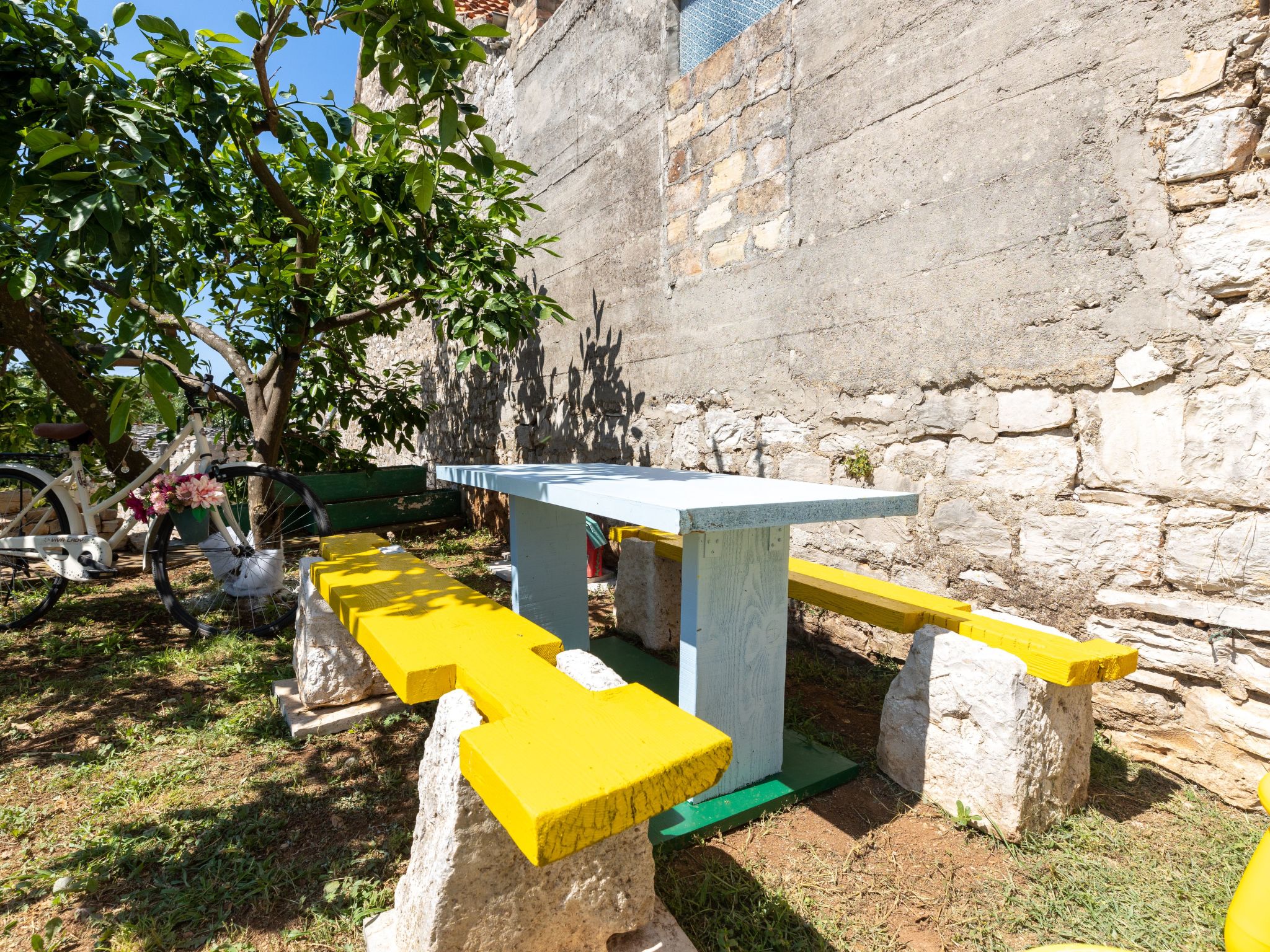 Ruhige Villa mit weitläufigem Garten, ideal für Familien mit Kindern-Image-tags.info