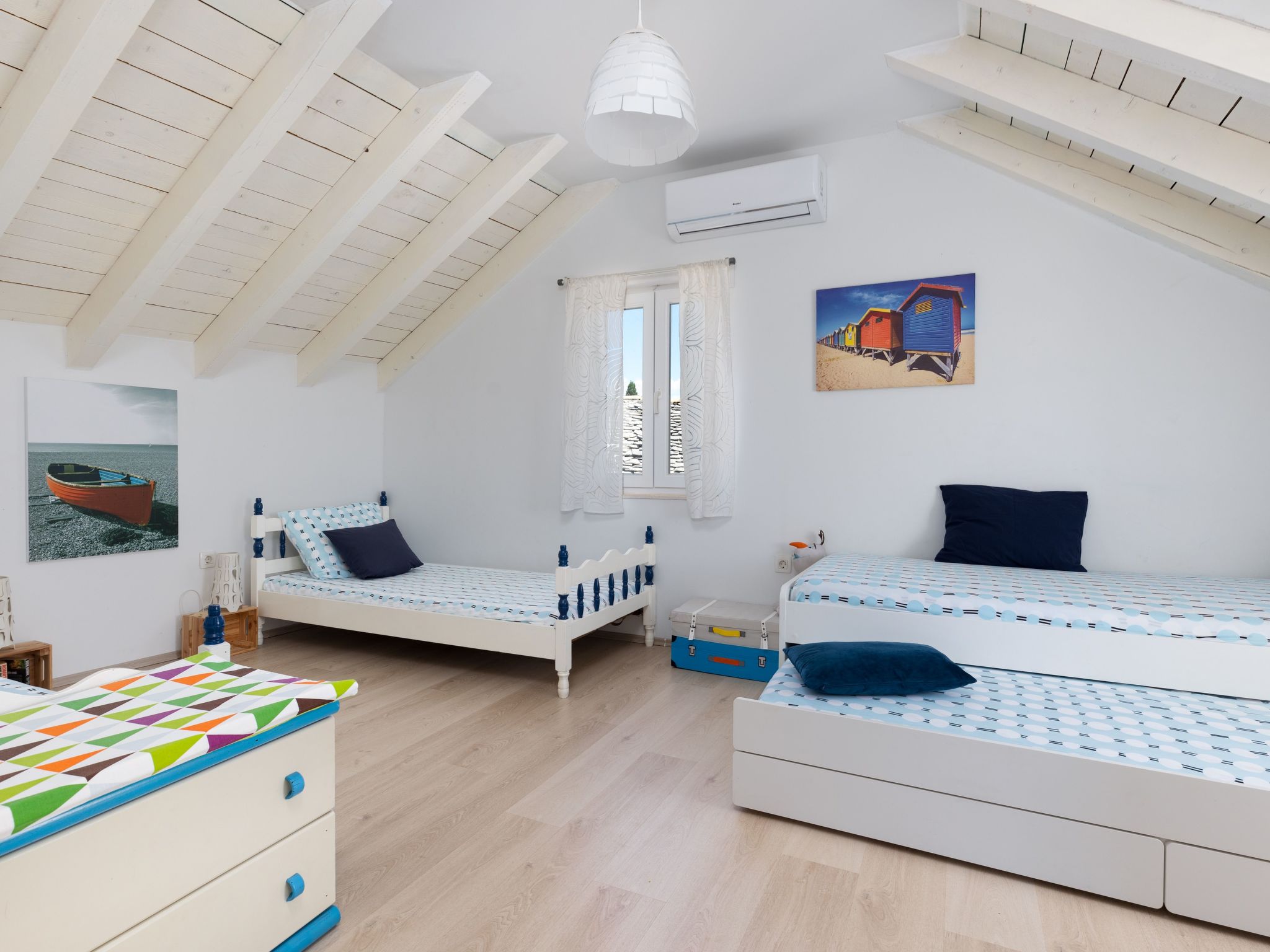 Ruhige Villa mit weitläufigem Garten, ideal für Familien mit Kindern-Image-tags.info