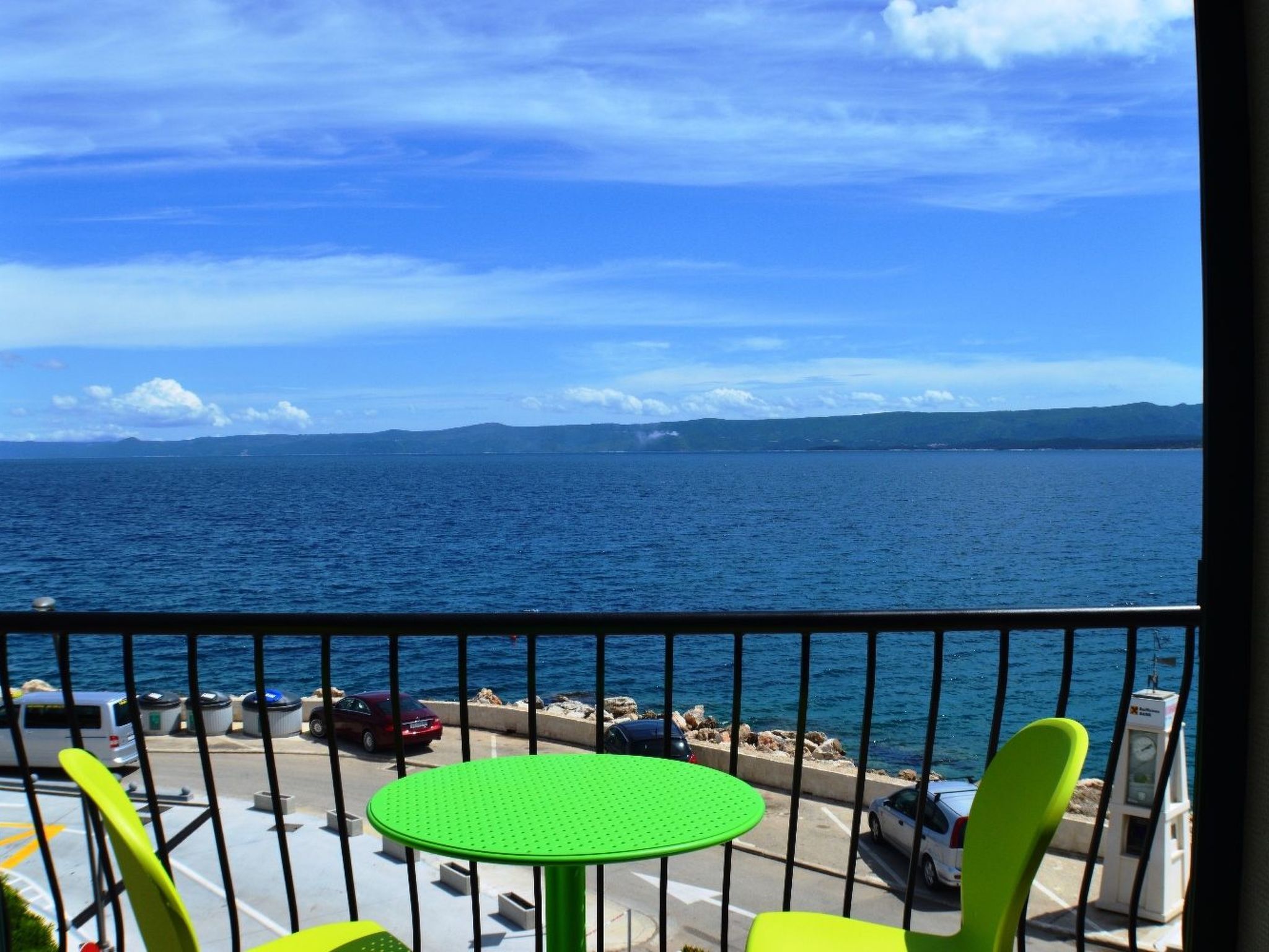 In Bol mit privatem Parkplatz