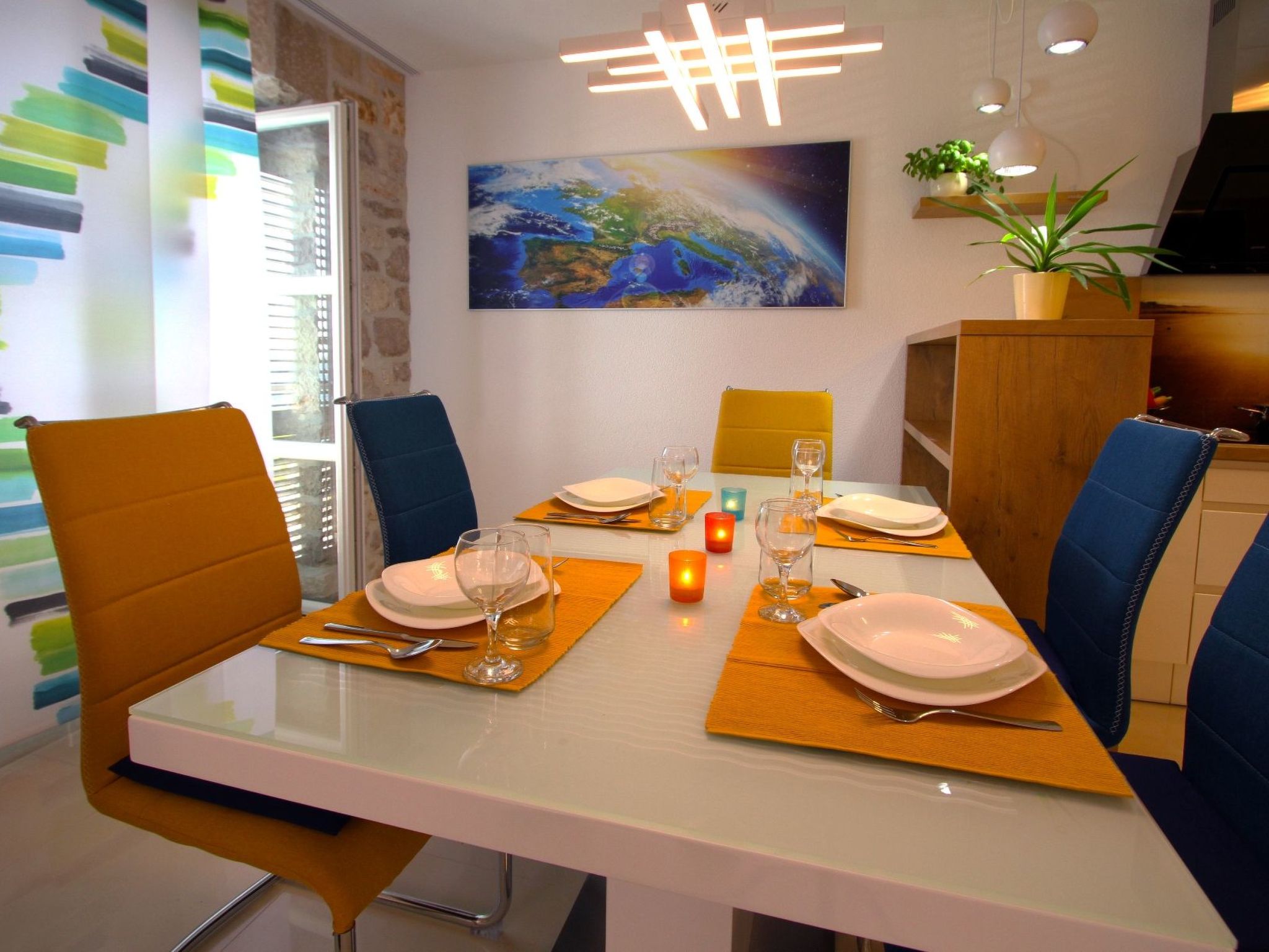 In Bol mit privatem Parkplatz-Image-tags.info