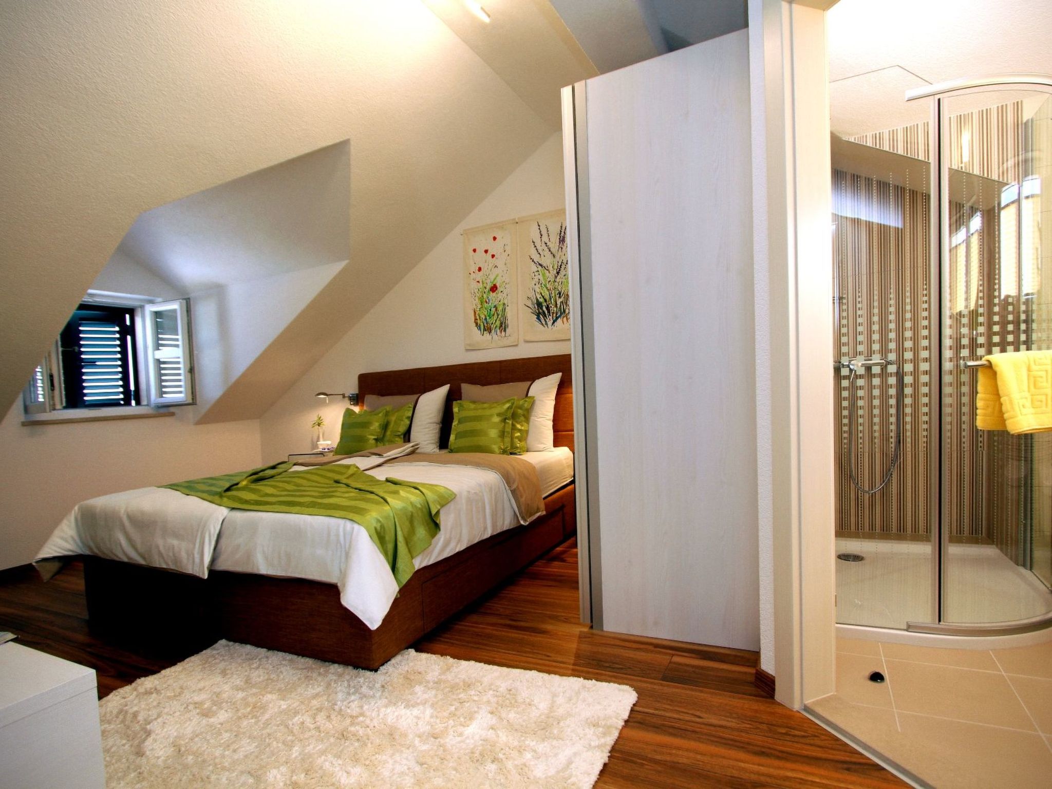 In Bol mit privatem Parkplatz-Image-tags.info