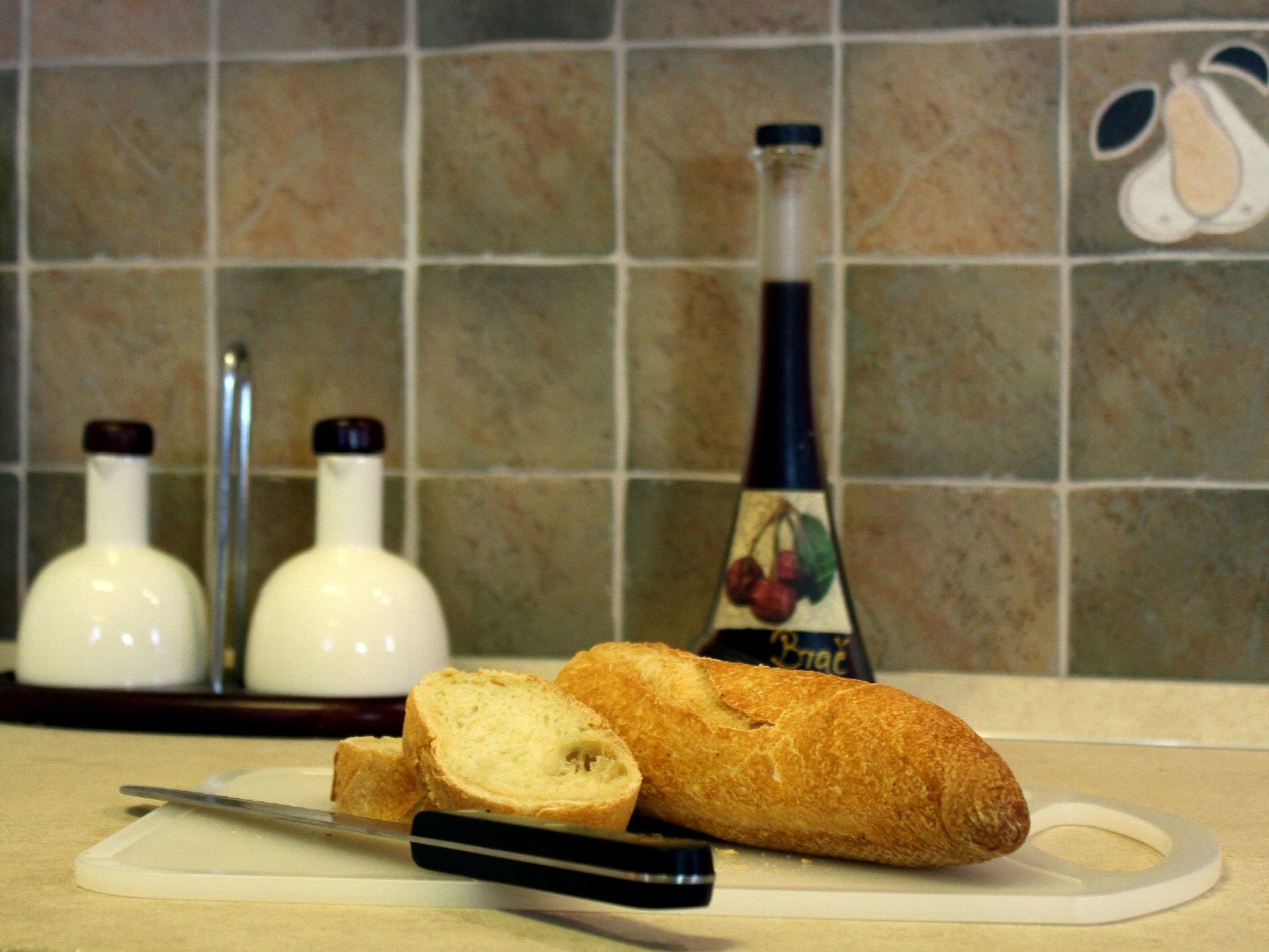 Exklusive Wohnung in Bol mit privatem Parkplatz-Drinnen