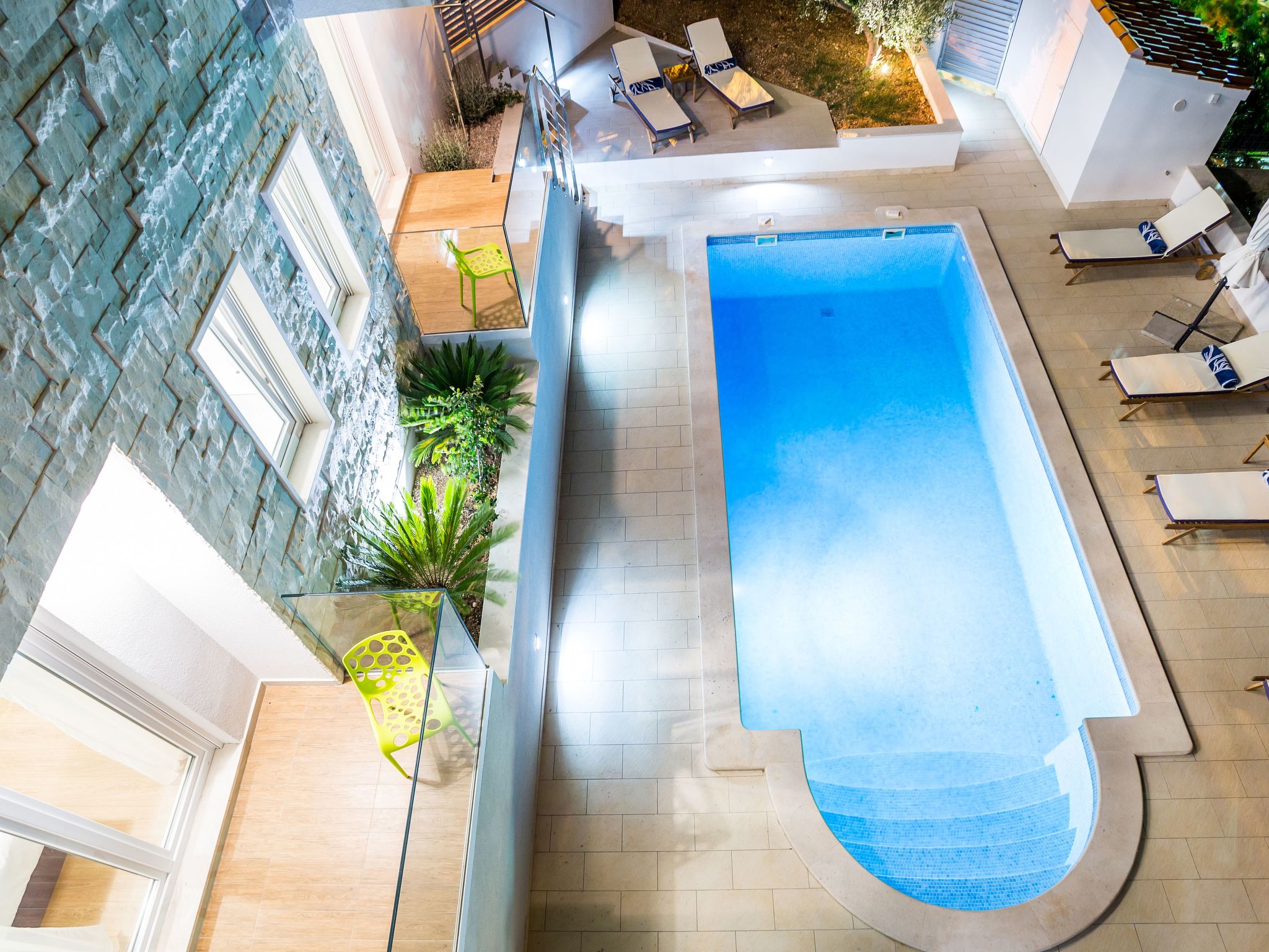 Vakantiehuis met privé zwembad in Brac/Bol (Kroatië) voor 12 personen