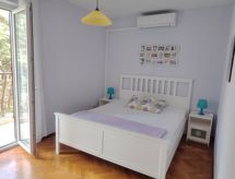 Vakantiehuis met balkon en zeezicht in Bol, Brač – 200m van het strand - thumbnail 5