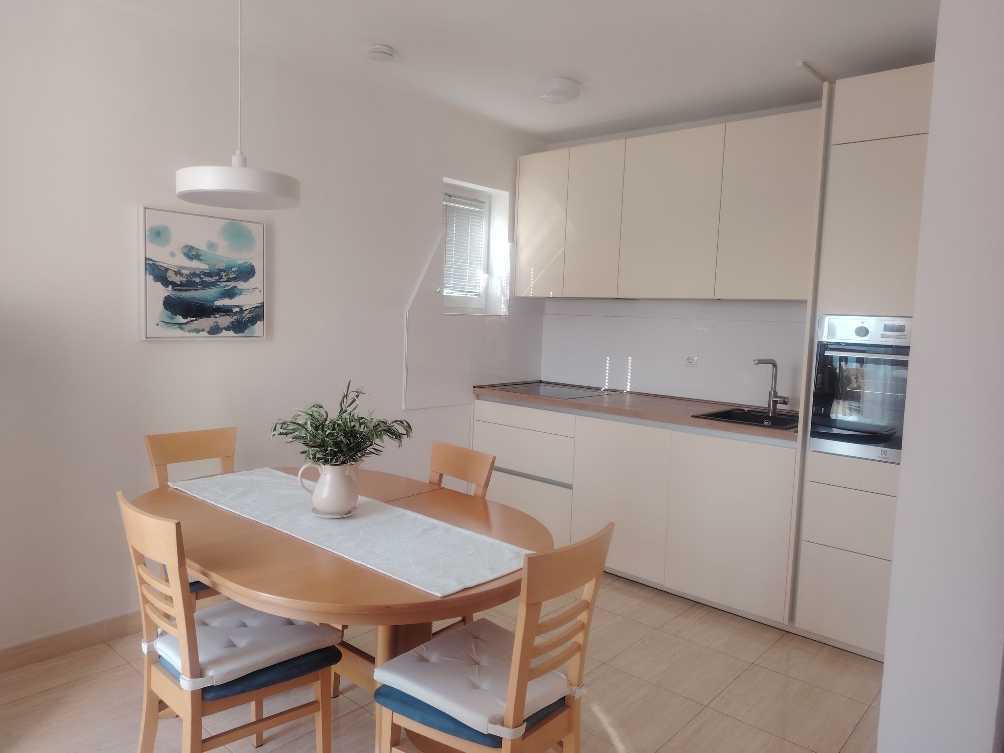 Mit Balkon und Meerblick-Binnen