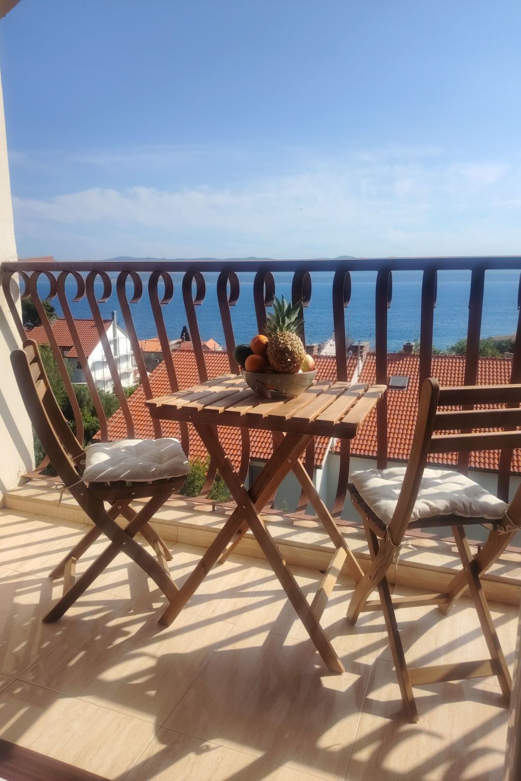 Mit Balkon und Meerblick-Binnen