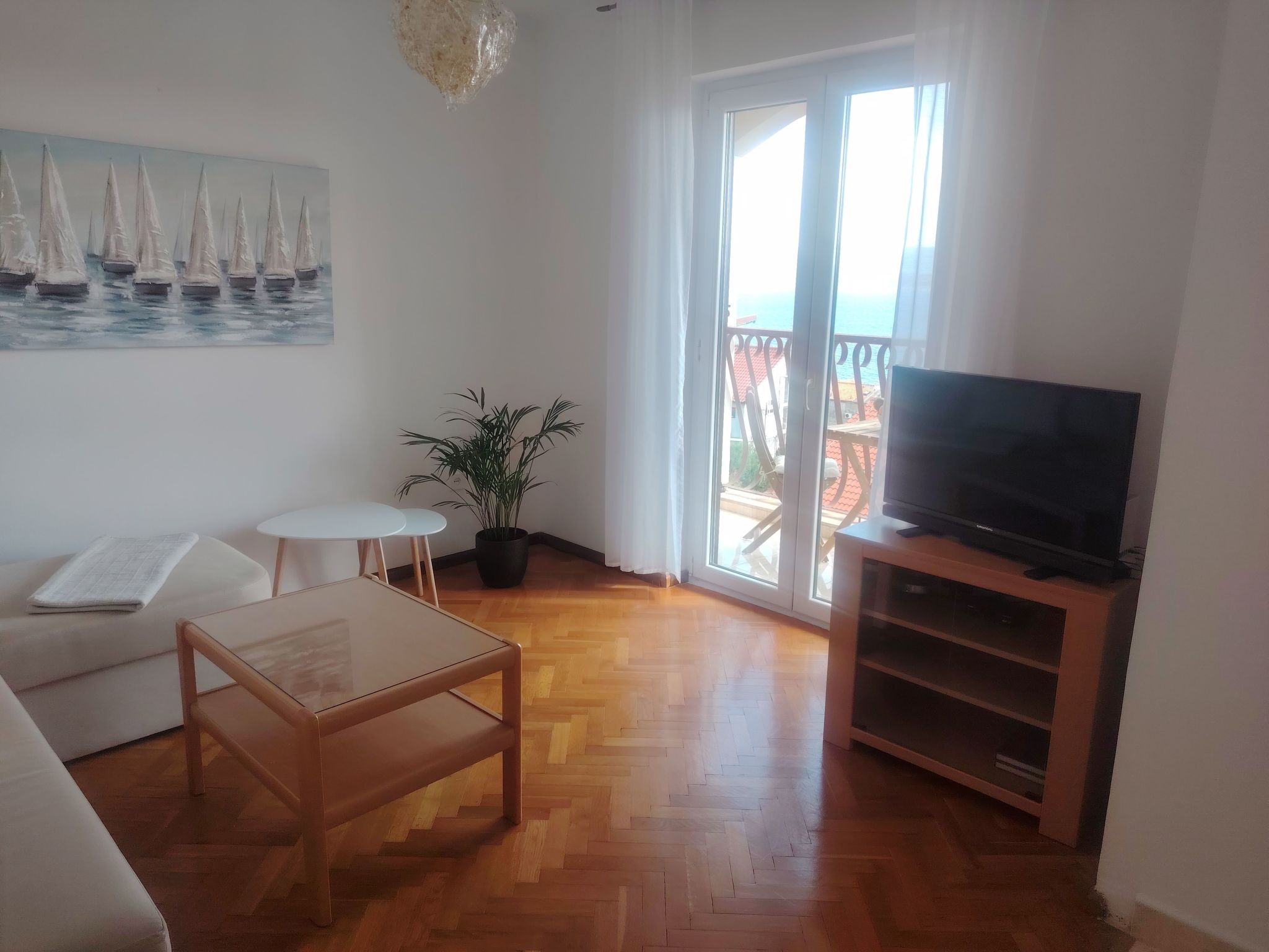 Mit Balkon und Meerblick-Binnen