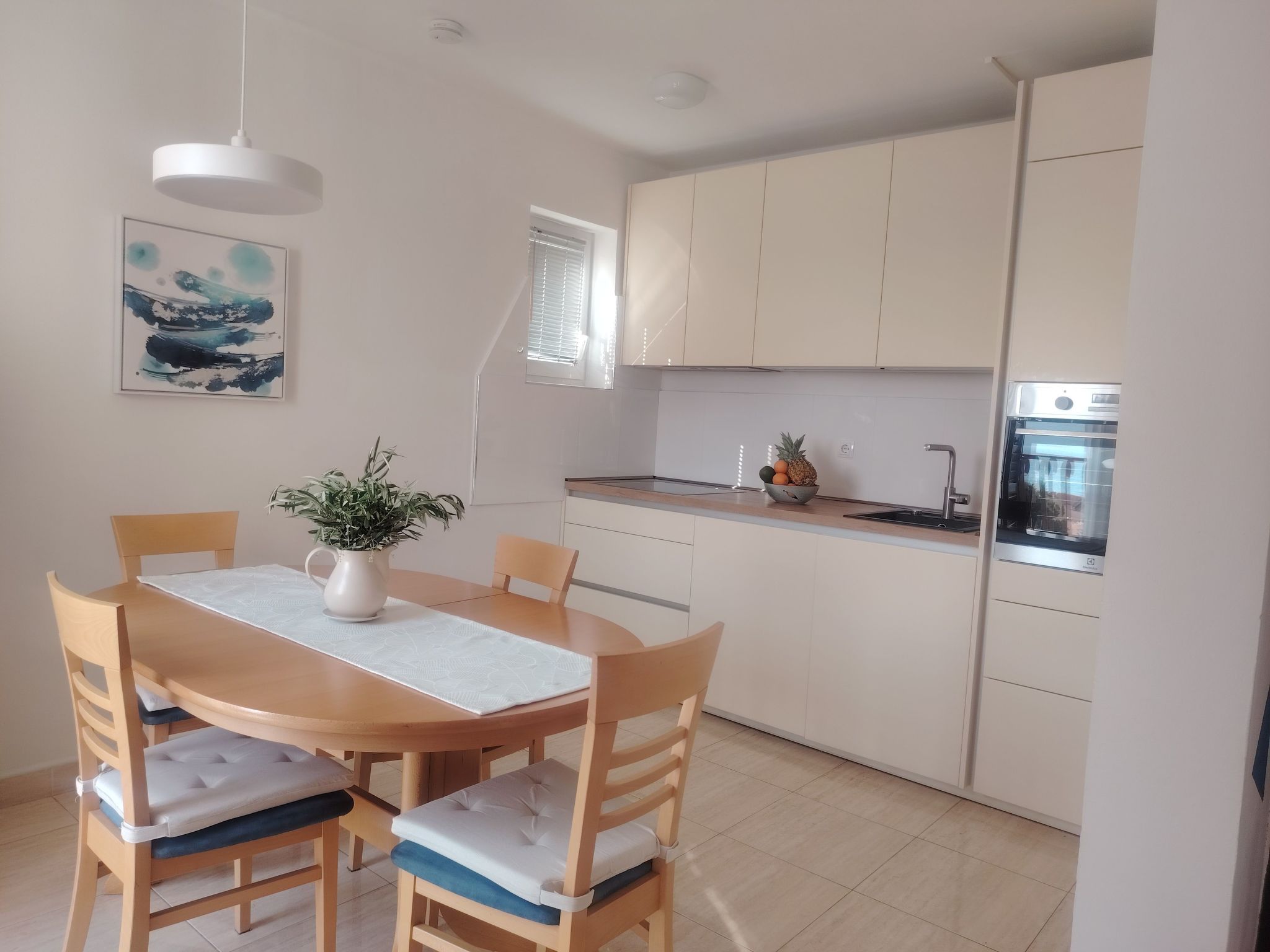 Mit Balkon und Meerblick-Binnen