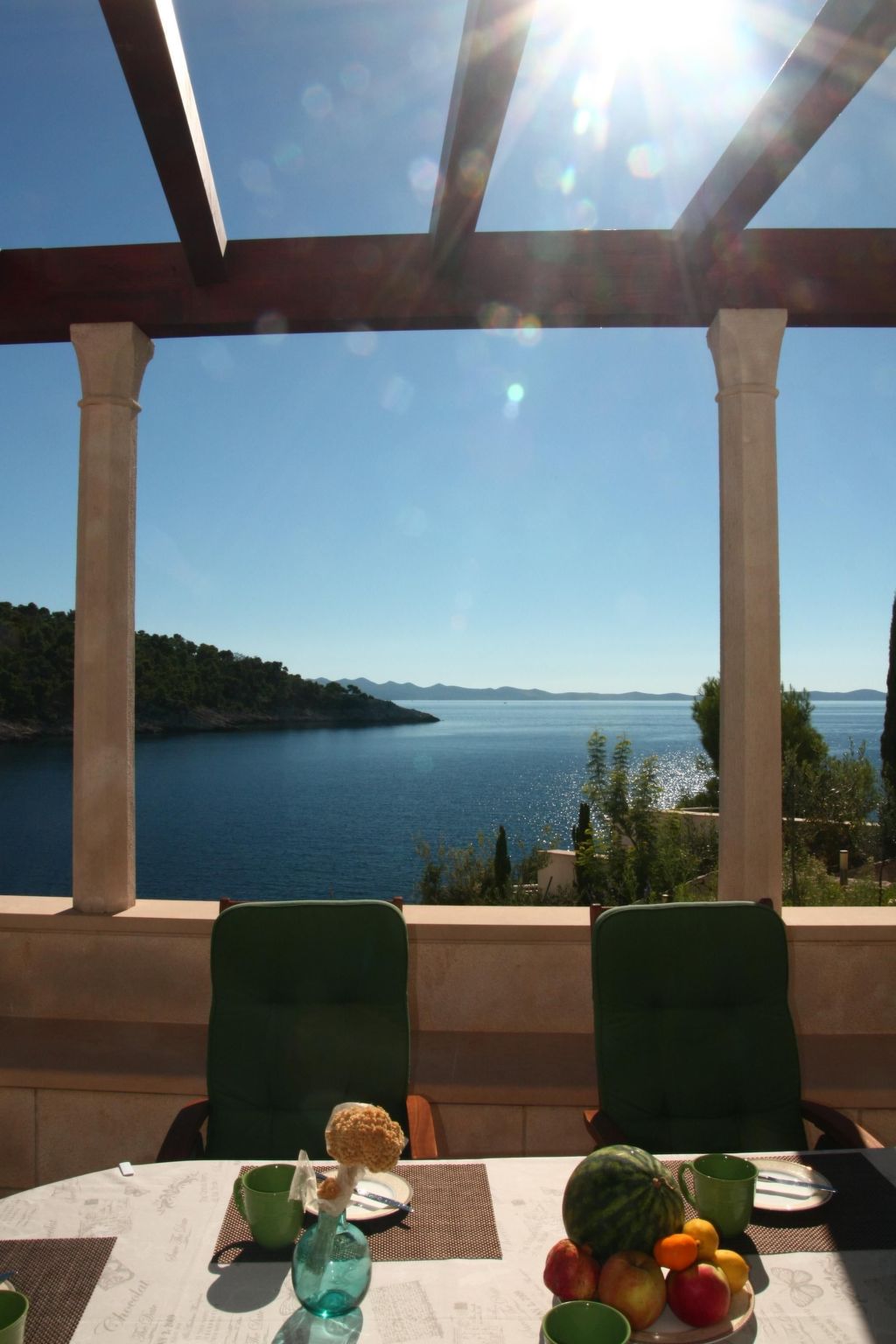 Ferienvilla "Osibova" mit Blick auf das Wasser-Drinnen
