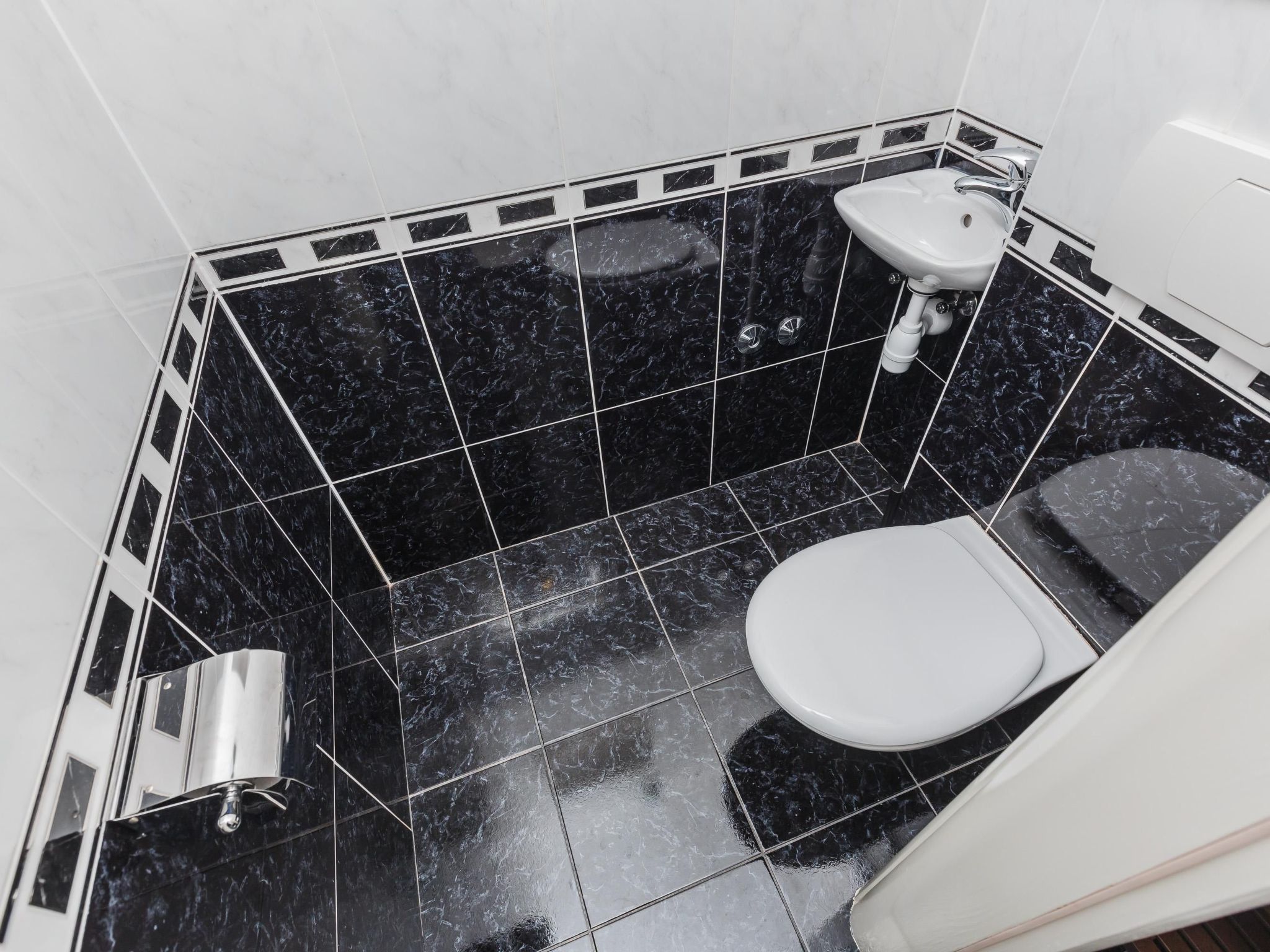 Ferienvilla "Osibova" mit Blick auf das Wasser-Drinnen