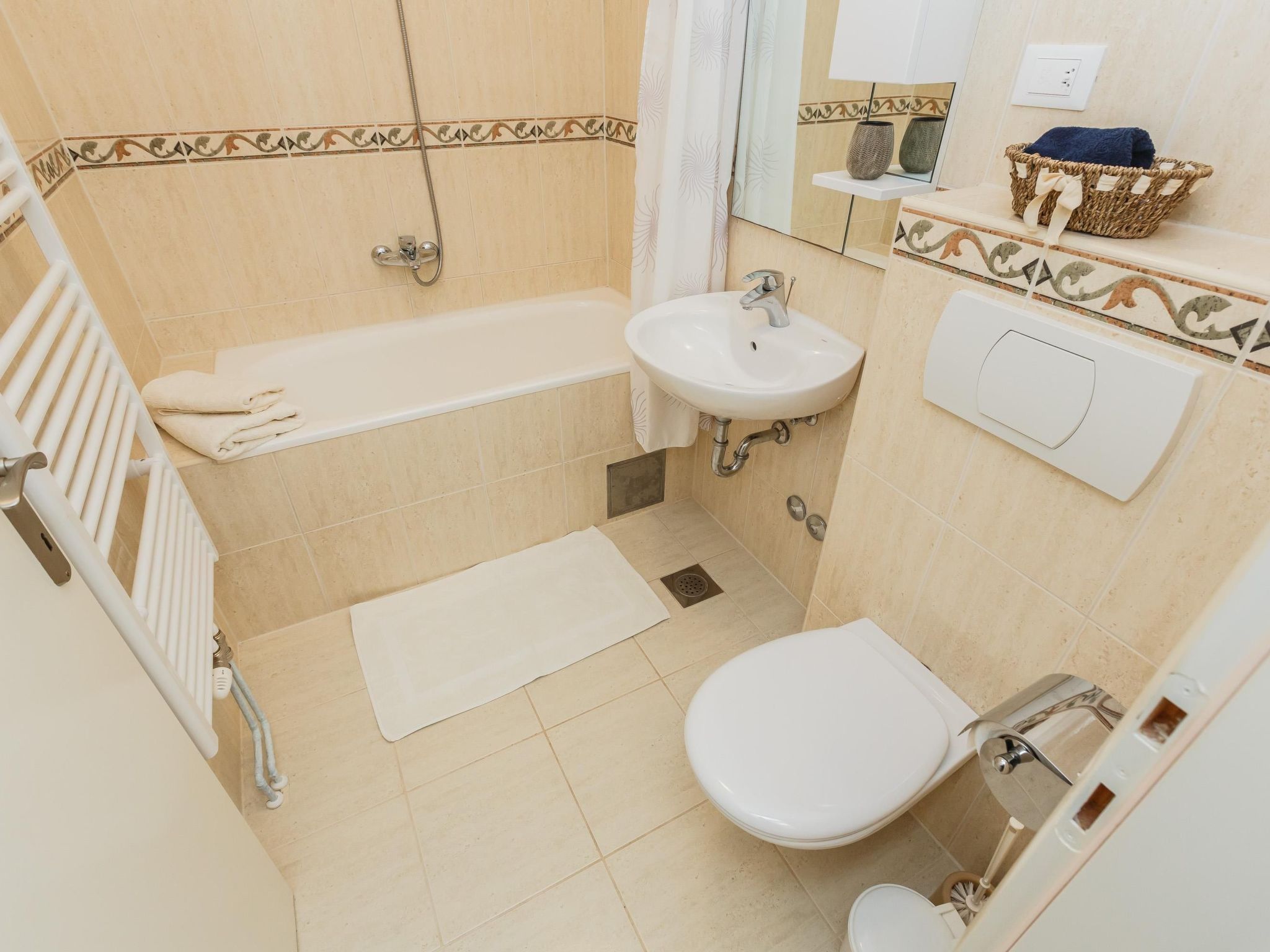 Ferienvilla "Osibova" mit Blick auf das Wasser-Drinnen