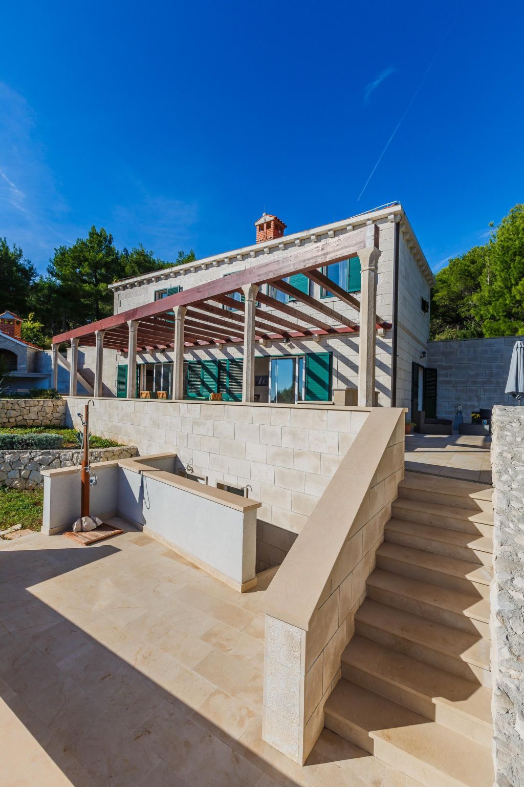 Ferienvilla "Osibova" mit Blick auf das Wasser-Drinnen