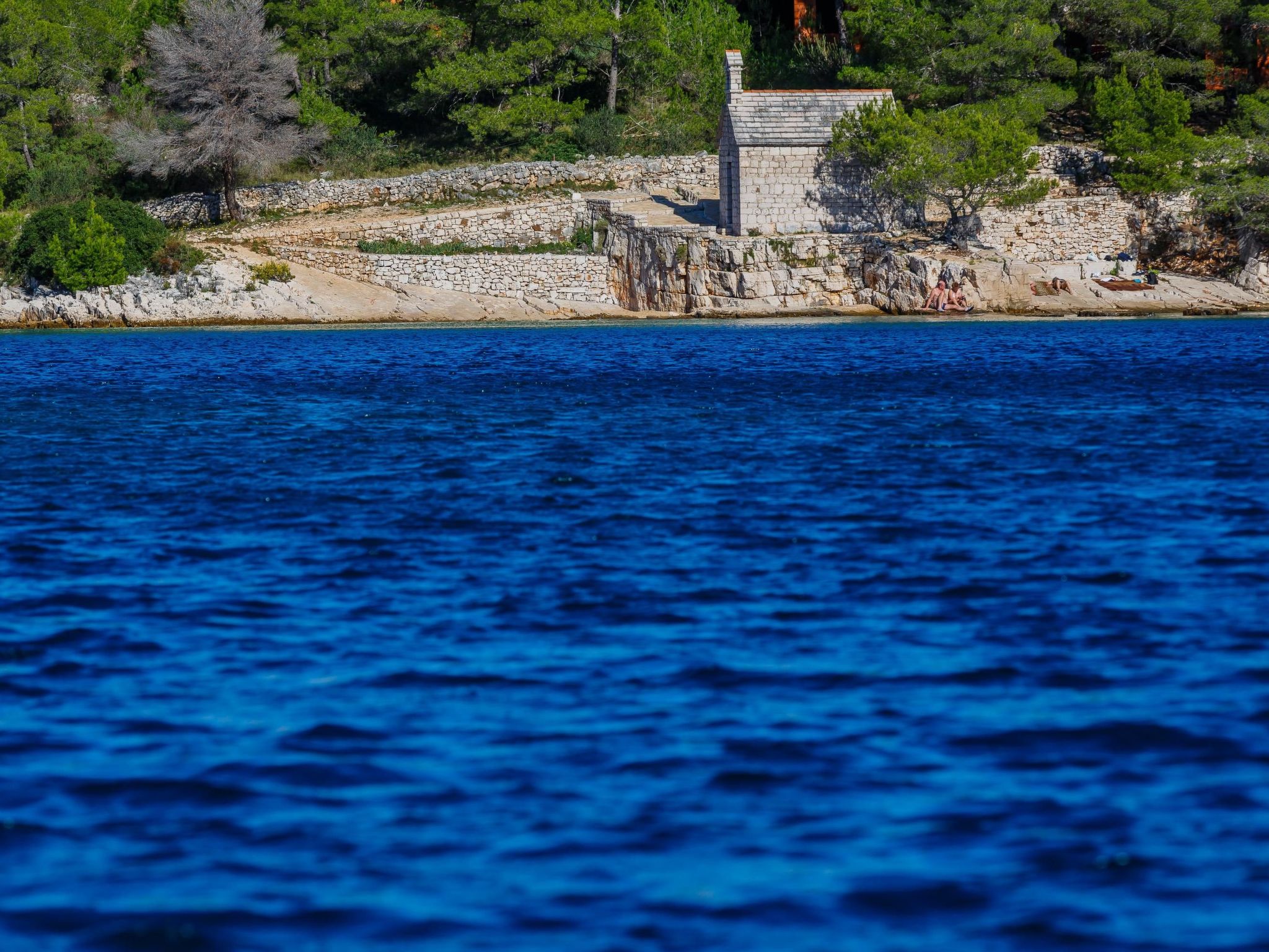 Ferienvilla "Osibova" mit Blick auf das Wasser-Drinnen