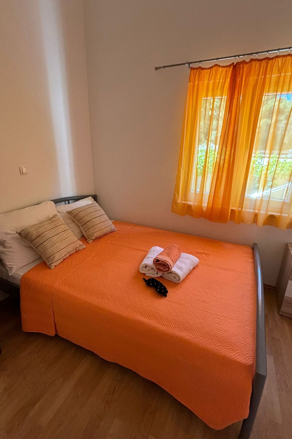 "Lile" mit Blick auf das Wasser-Dedans