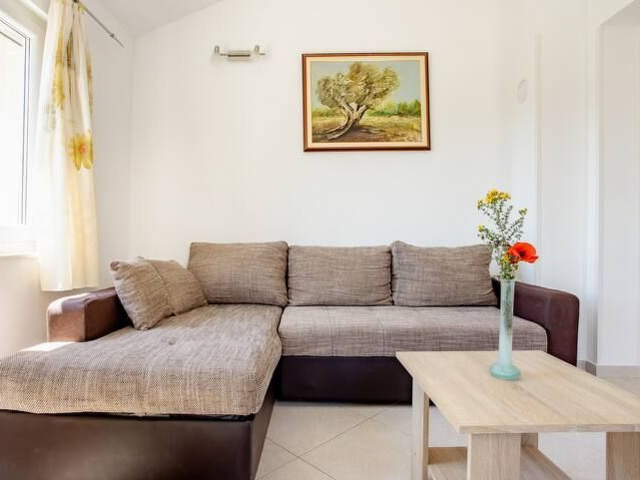 "Lile" mit Blick auf das Wasser-Dedans