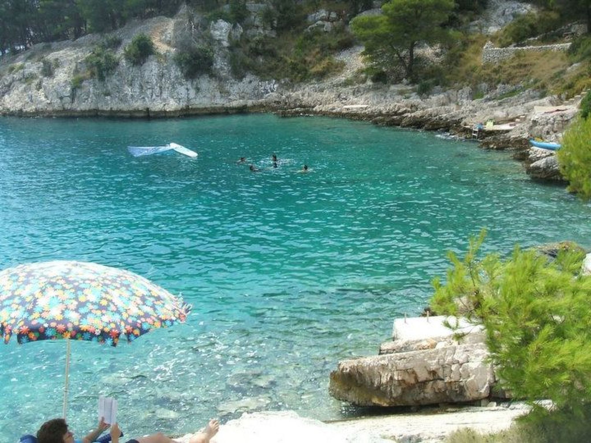 "Lile" mit Blick auf das Wasser-Dedans